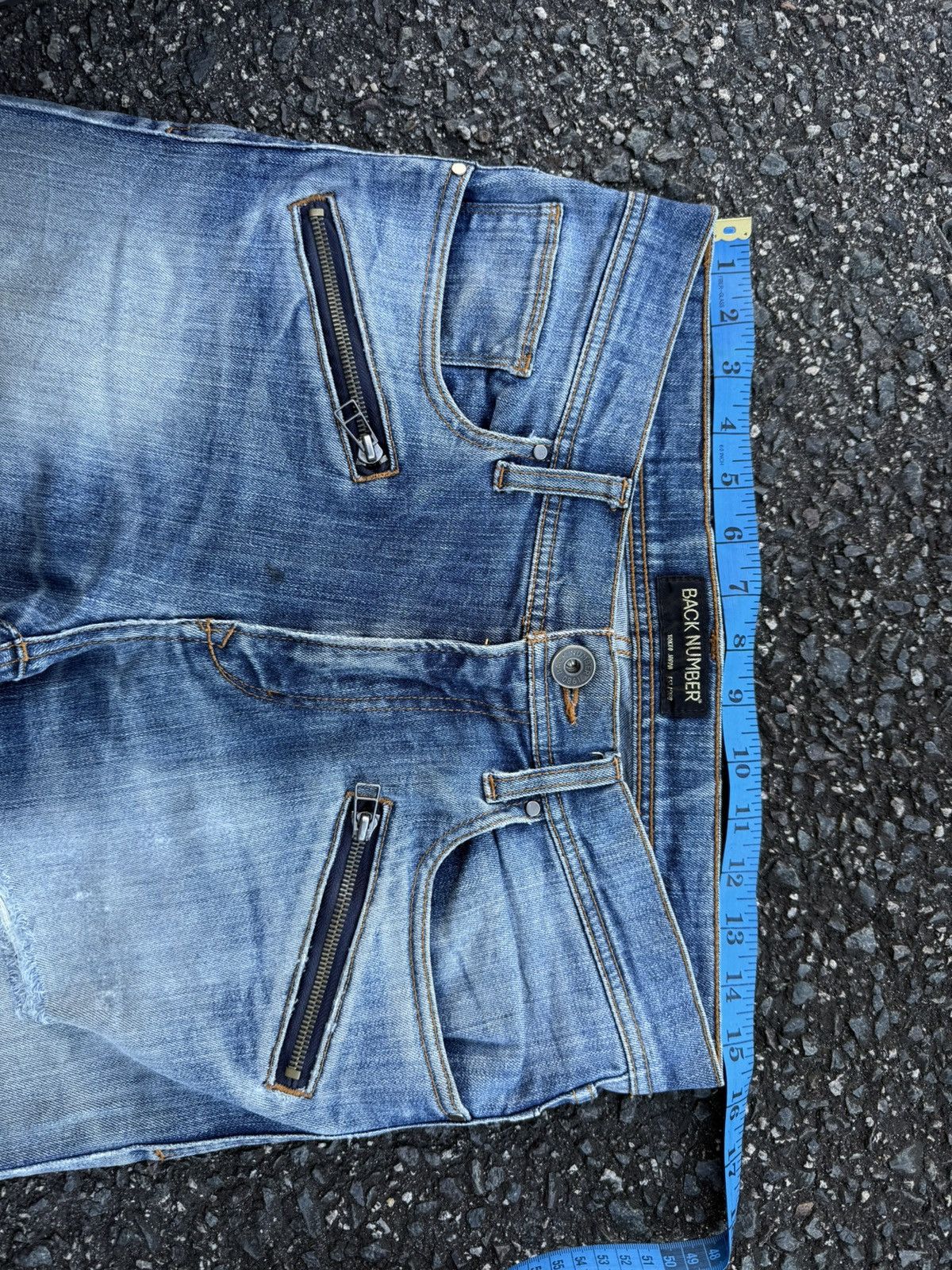 Japanese Brand VINTAGE BACK NUMBER RIPPED FADED JEAN DENIM PANTS Size US 31 - 7 Thumbnail