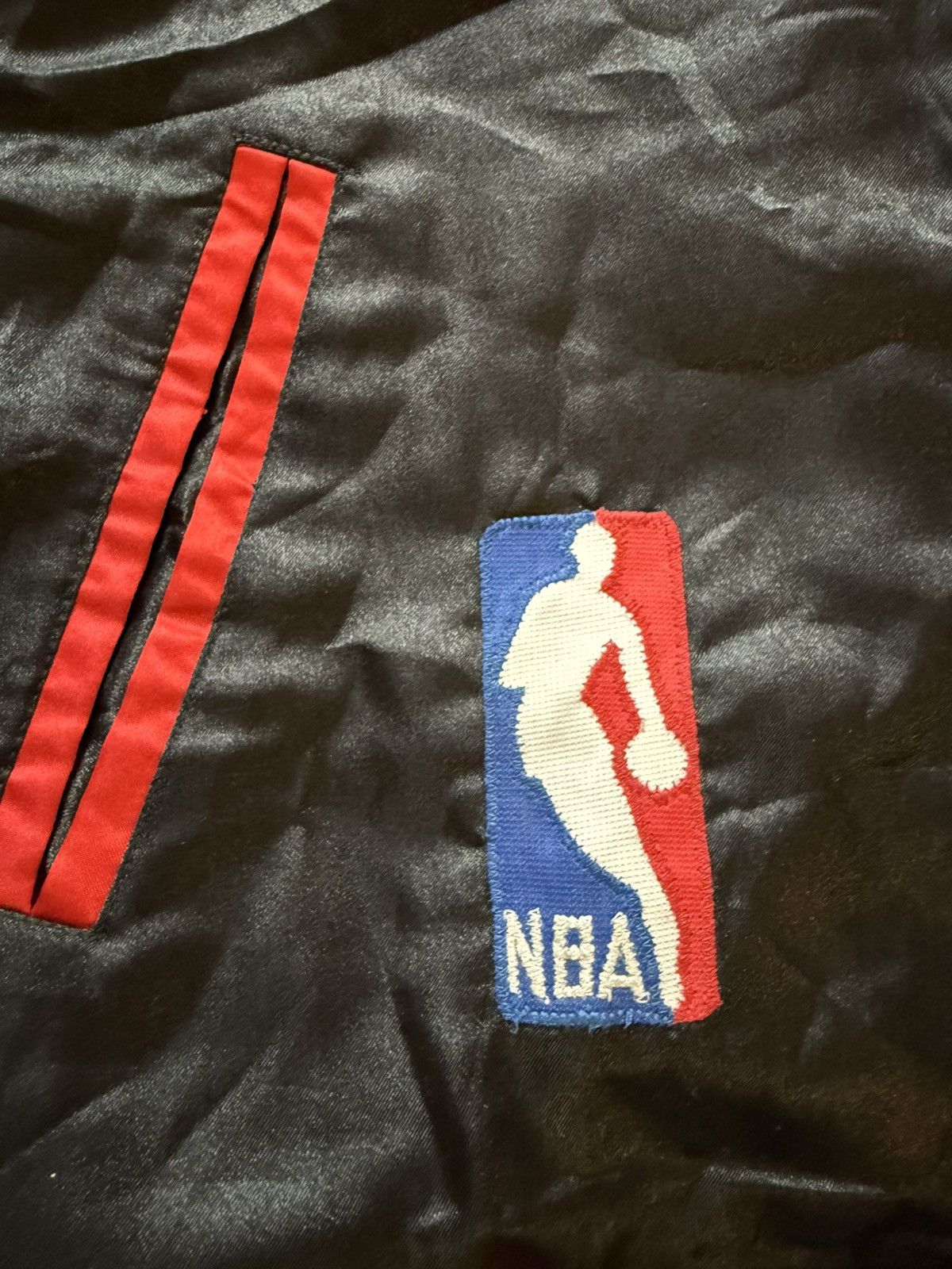 NBA Vintage Chicago Bulls Satin coach Jacket Size US XL / EU 56 / 4 - 4 Thumbnail
