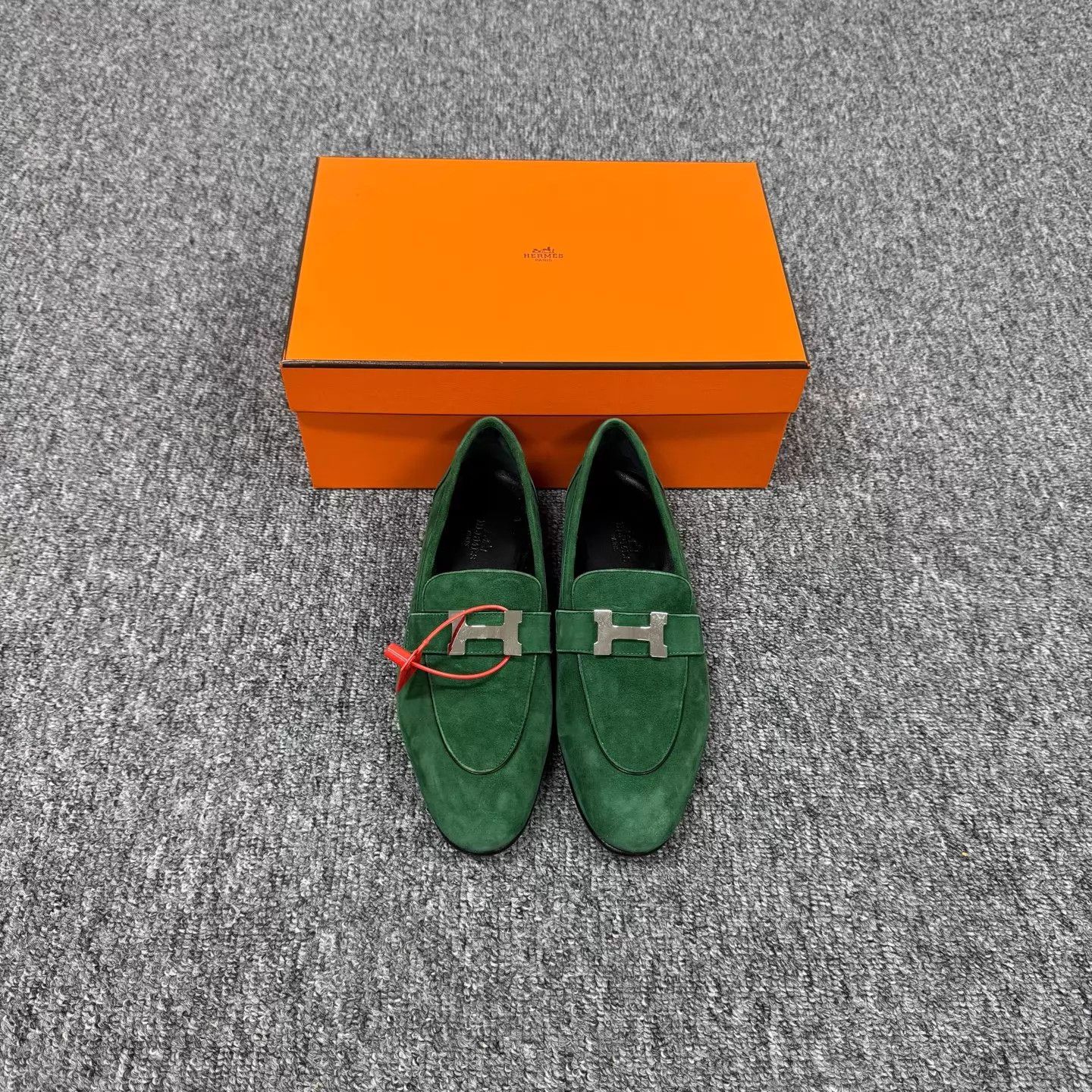 Hermes Hermes Suede H Buckle Loafer Vintage Green 37 99New With Box Size US 6.5 / IT 36.5 - 2 Thumbnail