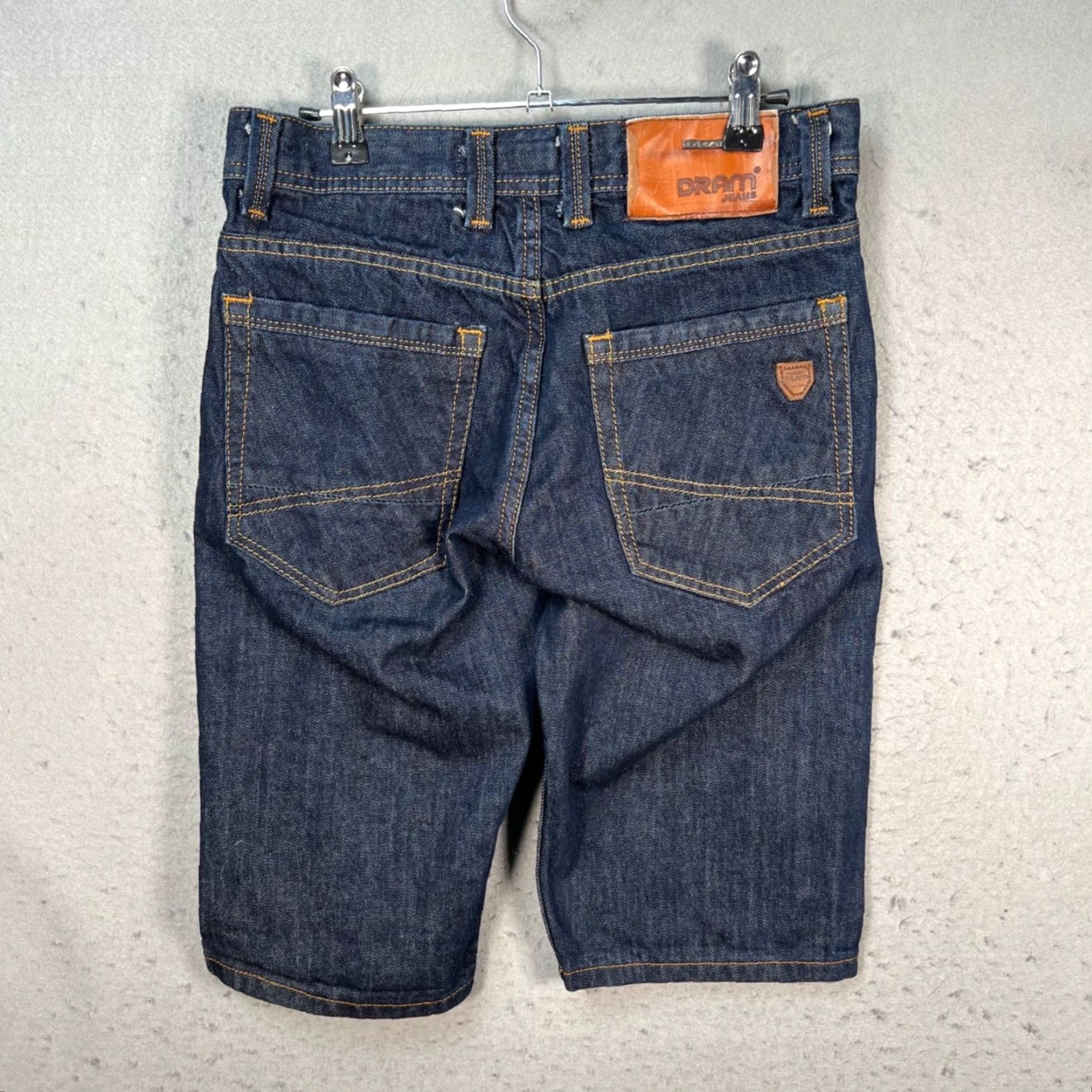 Denime DRAM Jeans Bermuda Denim Shorts 31 Mens 100% Cotton Baggy Blue Pocket 5-Pocket Inseam 12in Mid Rise Summer Vintage Mens Size US 31 - 2 Thumbnail