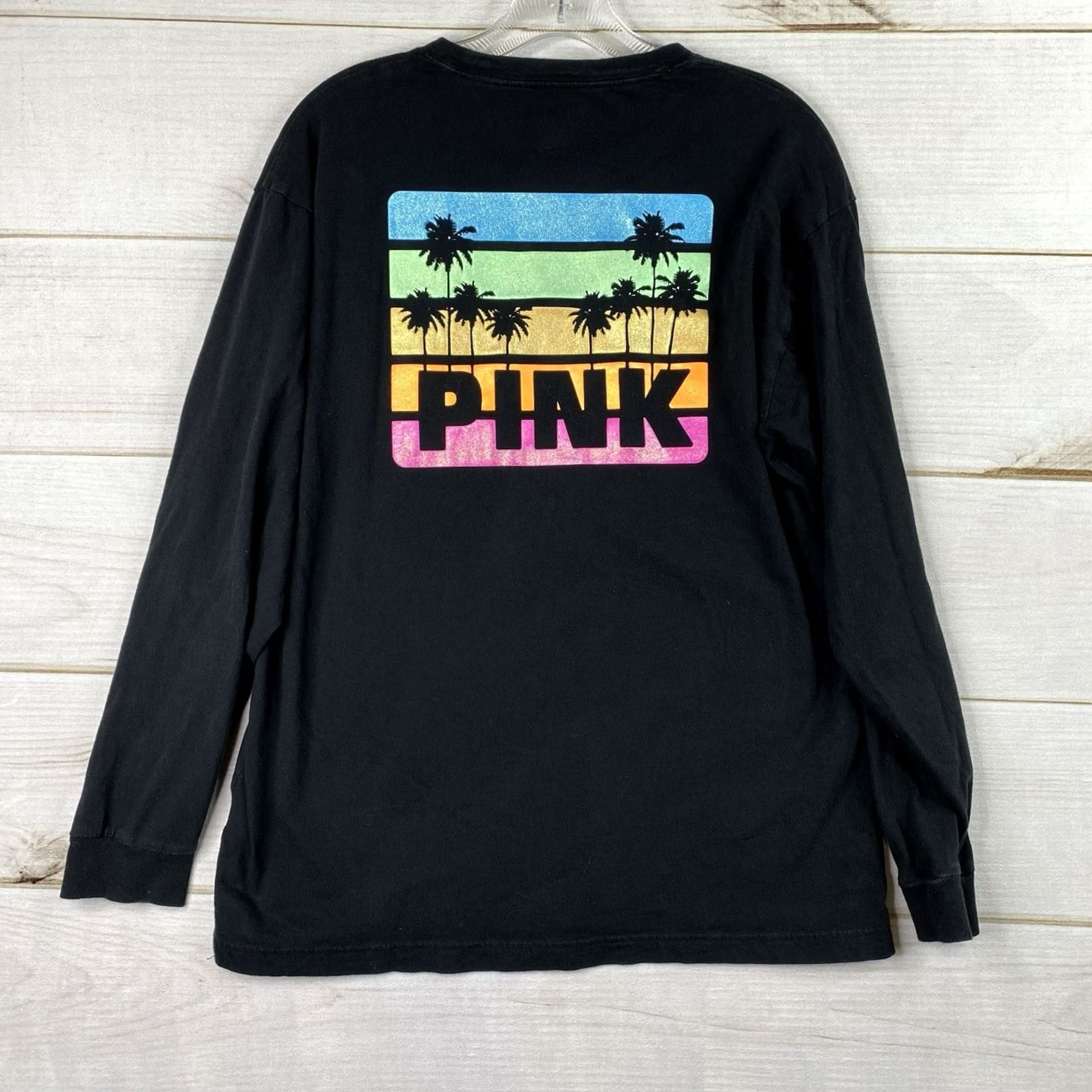 Victoria's Secret Victoria's Secret PINK Top Shirt Womens M Black Dog Rainbow Palm Trees 100% Cotton Sequin Accents Casual Sleeve Crew Neck Cardigan Not Applicable Size M / US 6-8 / IT 42-44 - 7 Thumbnail