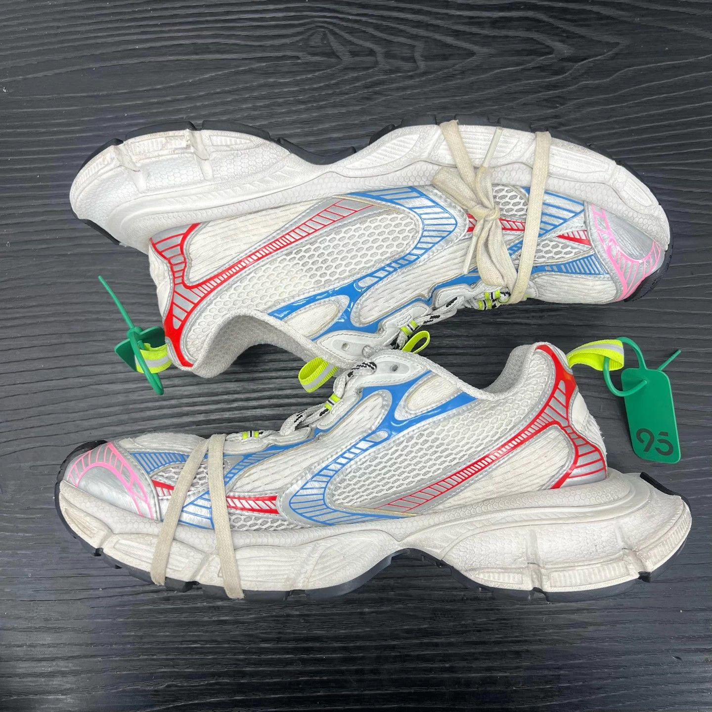 Balenciaga Balenciaga 3XL White Red Blue Colorblock 42 Size US 9 / EU 42 - 3 Thumbnail