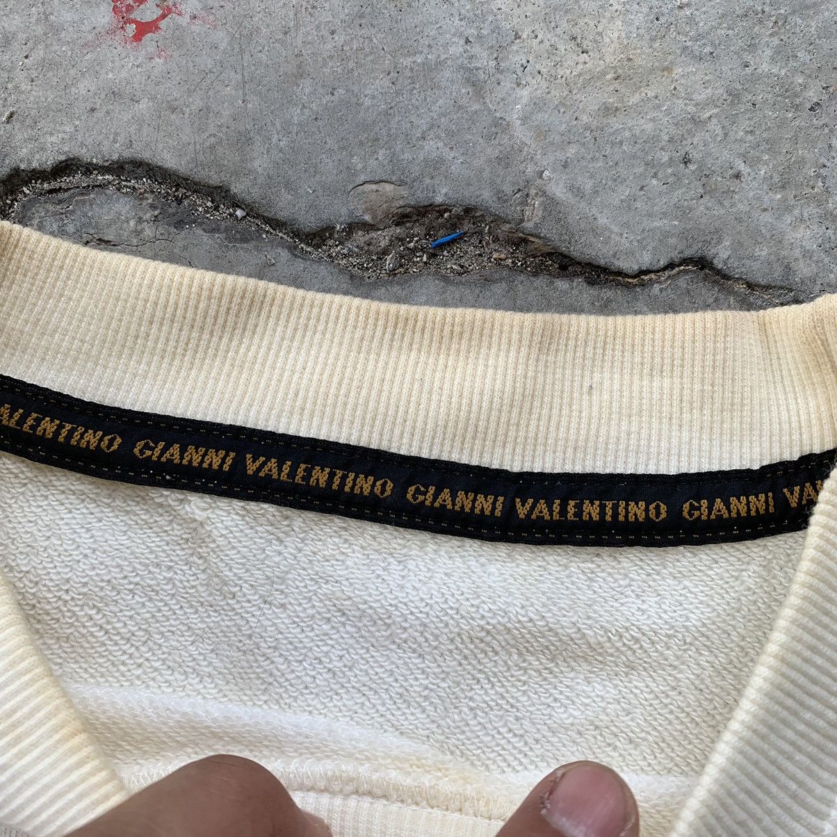 Japanese Brand × Vintage Gianni Velentino italy vintage sweatshirt Size US XL / EU 56 / 4 - 9 Thumbnail