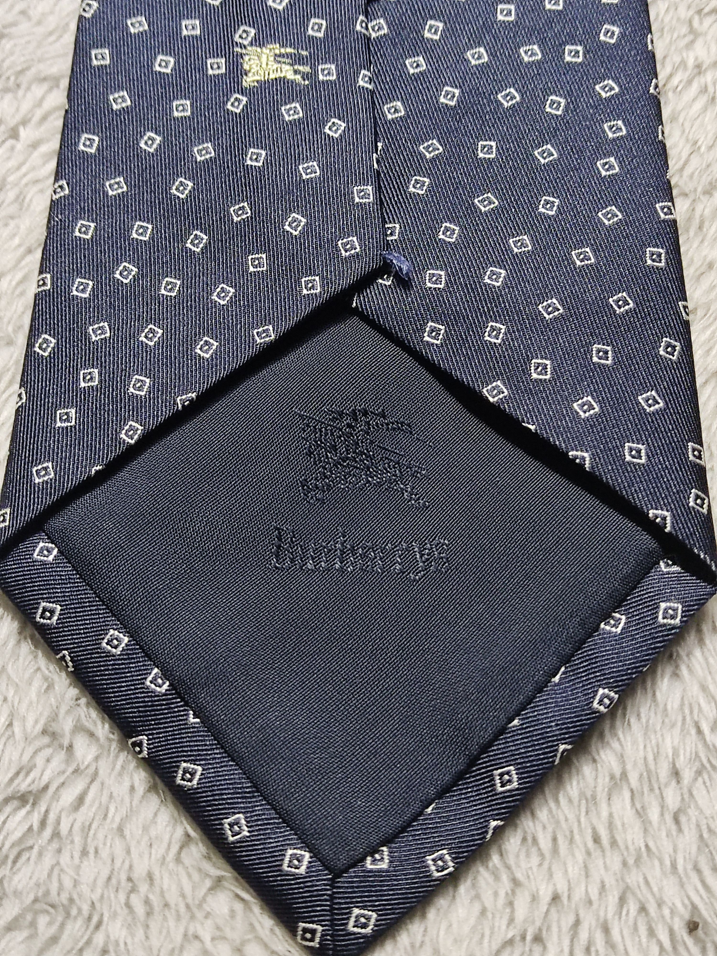 Burberry Vintage 2 bundle BURBERRYS Striped/Geometric Silk Tie Size ONE SIZE - 5 Thumbnail