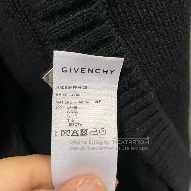 Givenchy Givenchy Black Buckle V-Neck Knit Cardigan Size XL Size US XL / EU 56 / 4 - 4 Thumbnail