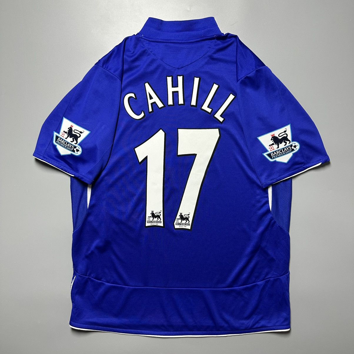 EVERTON UMBRO 2005/2006 FOOTBALL HOME JERSEY #17 CAHILL