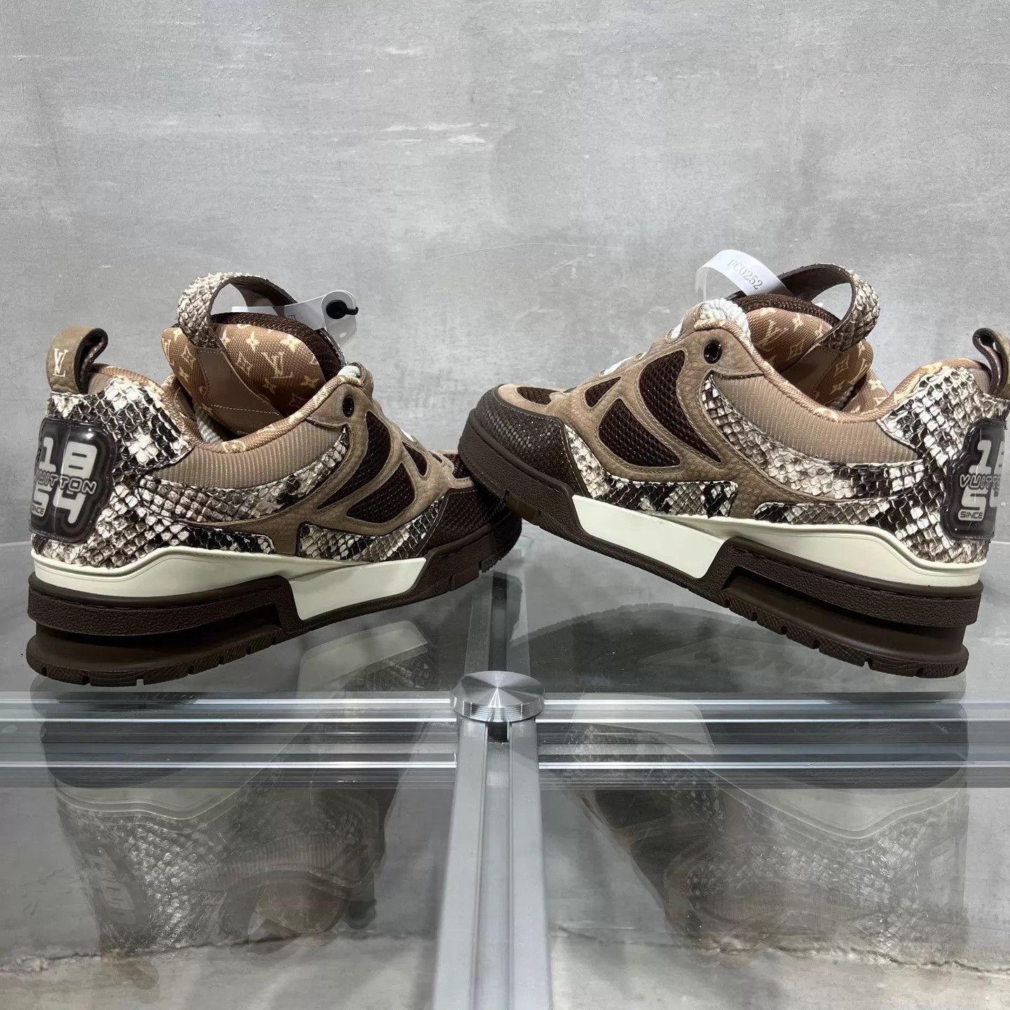 Louis Vuitton LV Skate Snake Brown Skate Shoes UK7 (41) New With Box Size US 8 / EU 41 - 5 Thumbnail