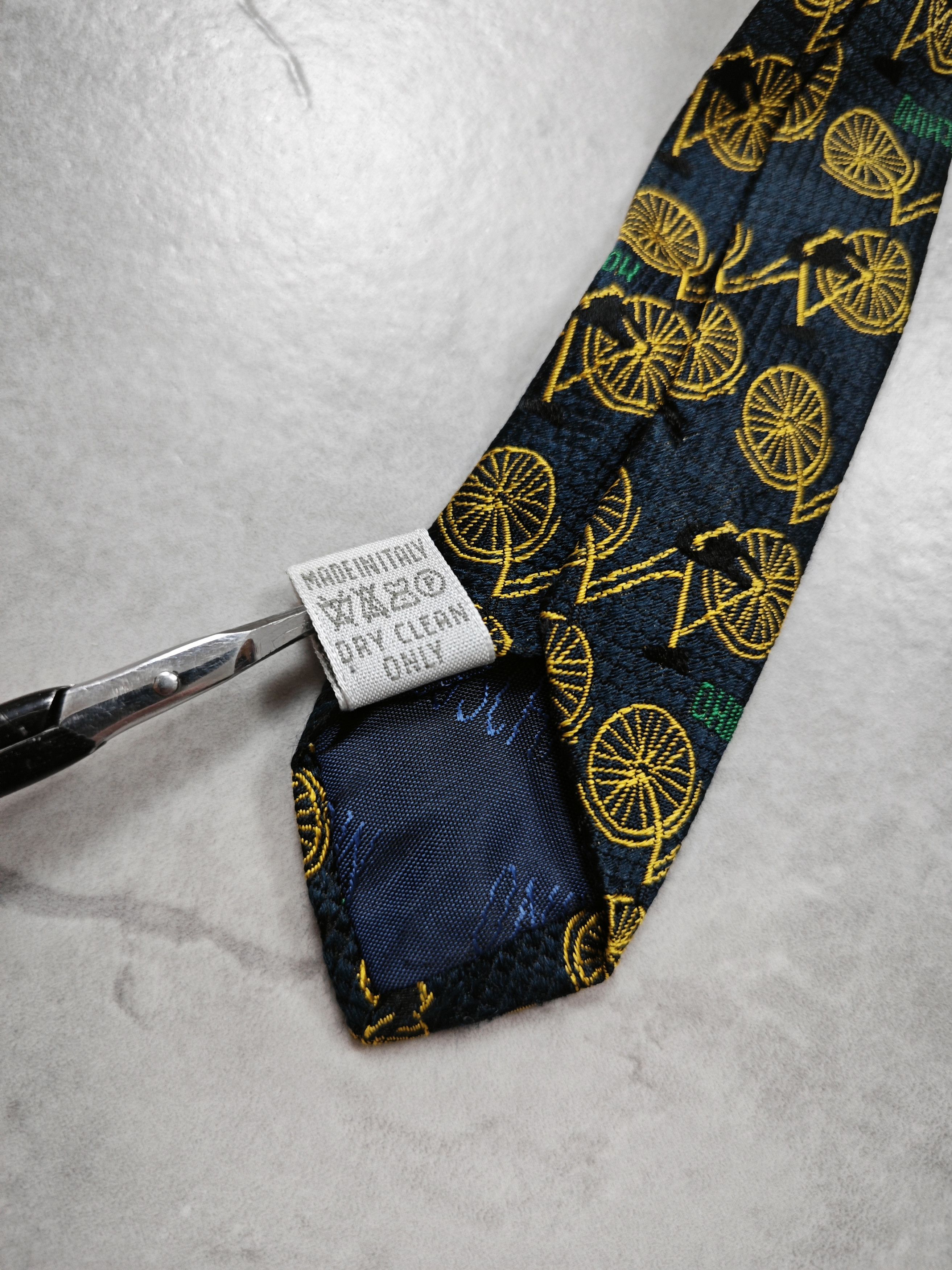 Moschino Moschino Vintage Silk Tie Size ONE SIZE - 5 Thumbnail