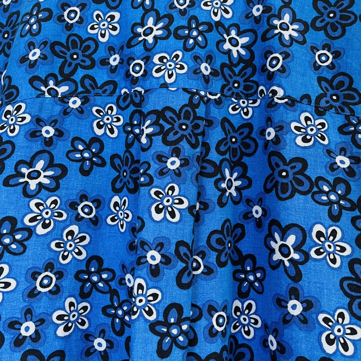 Marni MARNI X Uniqlo Japan Blue Flowers Shirts Buttons Up Size L Size US L / EU 52-54 / 3 - 13 Thumbnail