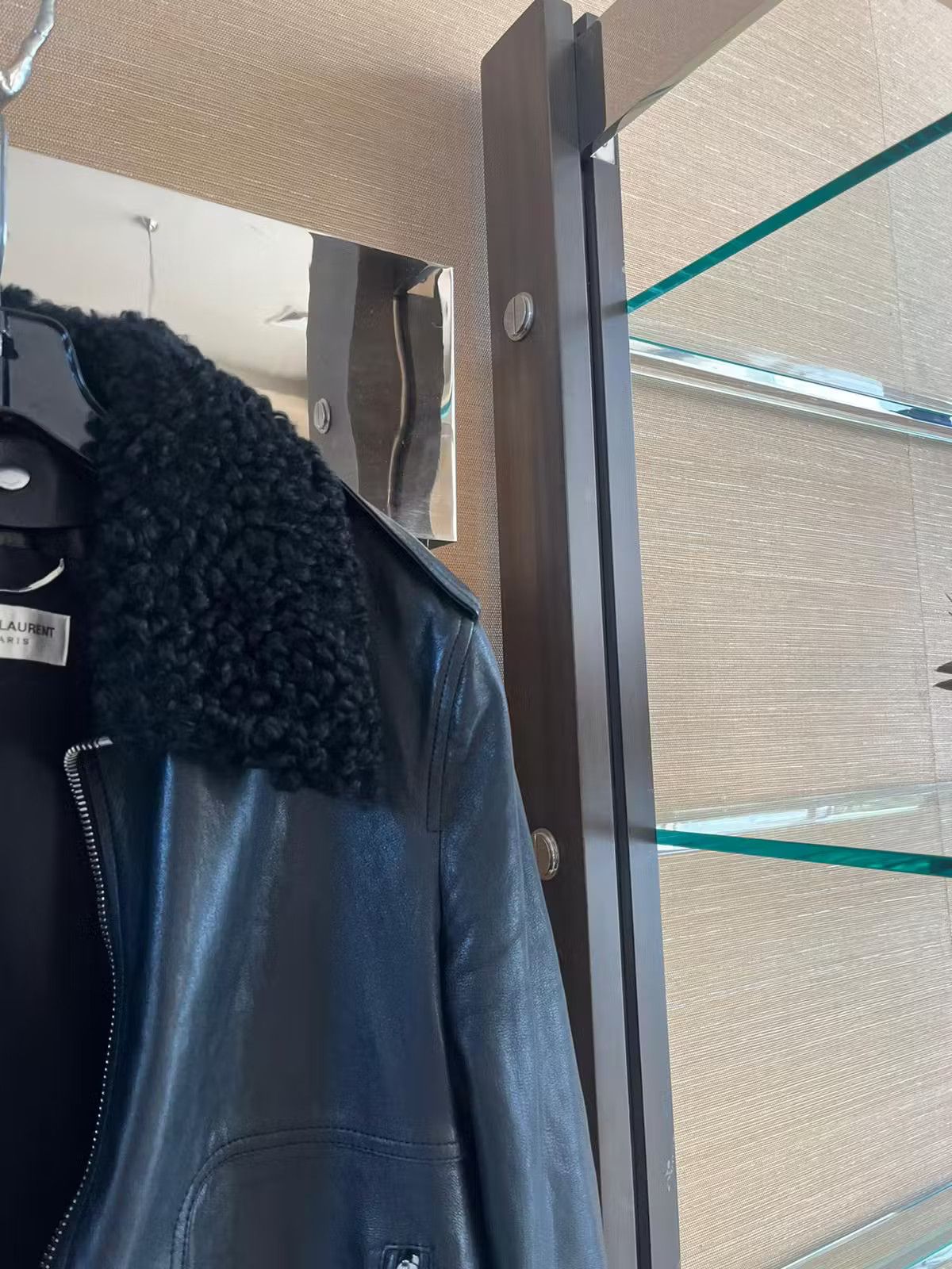 Saint Laurent Paris Shearling Collar Leather Jacket in Black Size US S / EU 44-46 / 1 - 19 Thumbnail