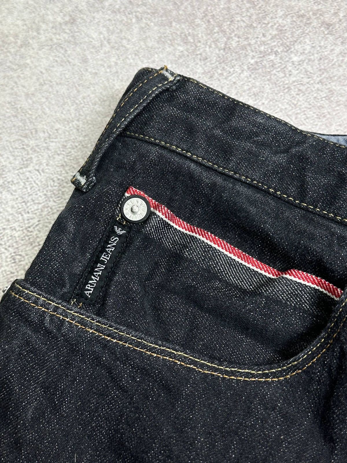 Armani Vintage Armani Metal Logo Baggy Denim Jeans Pants 33 Size US 33 - 10 Thumbnail