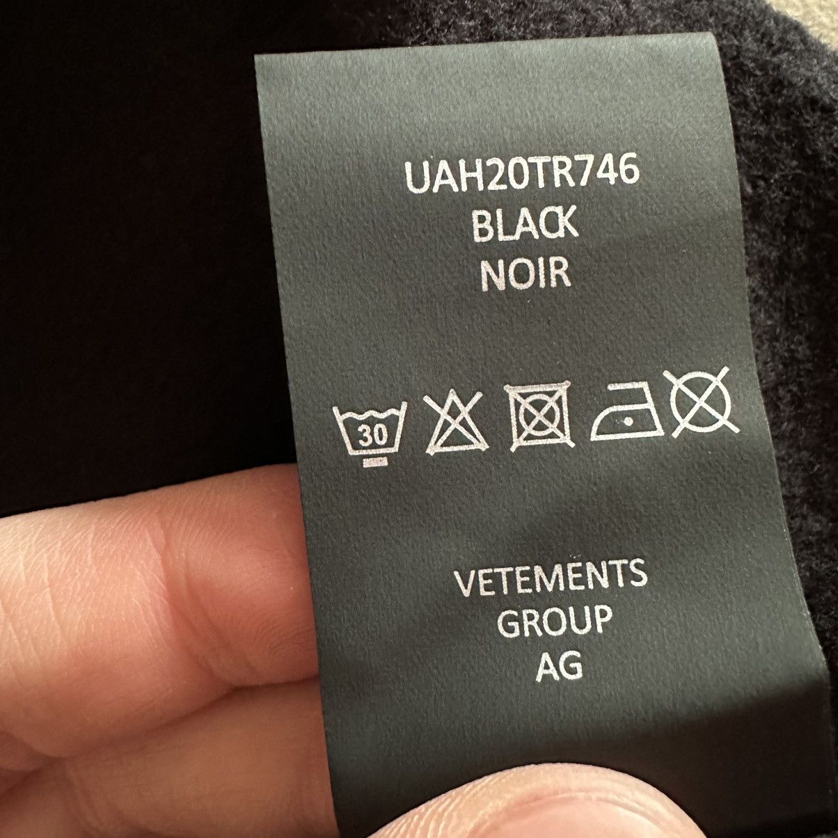 Vetements Vetements Interpol Hoodie AW19 Size US M / EU 48-50 / 2 - 9 Thumbnail