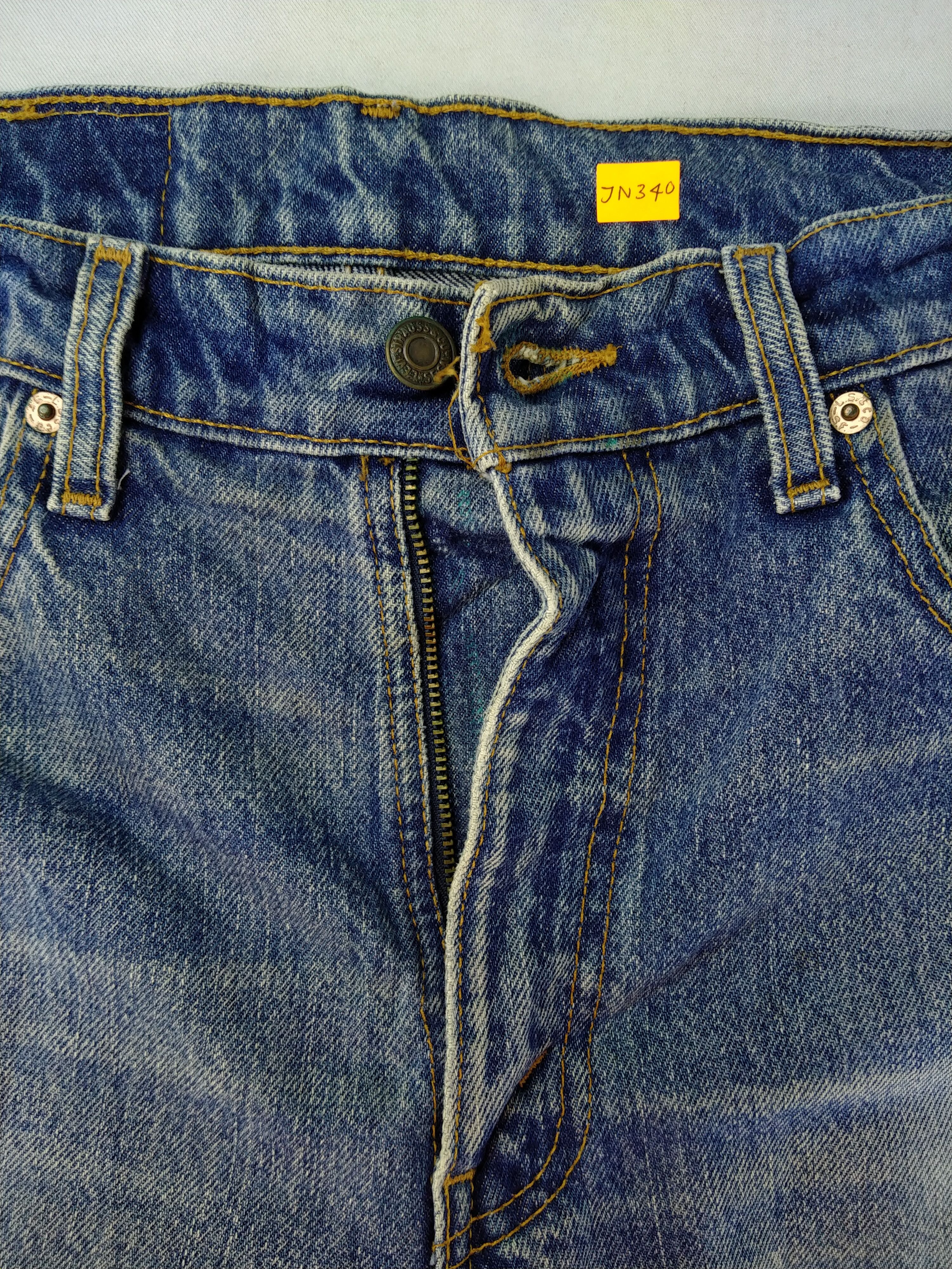 Levi's Relaxed Fit Vintage Levi's 550 33x27.5 Denim -JN340 Size US 33 - 7 Thumbnail