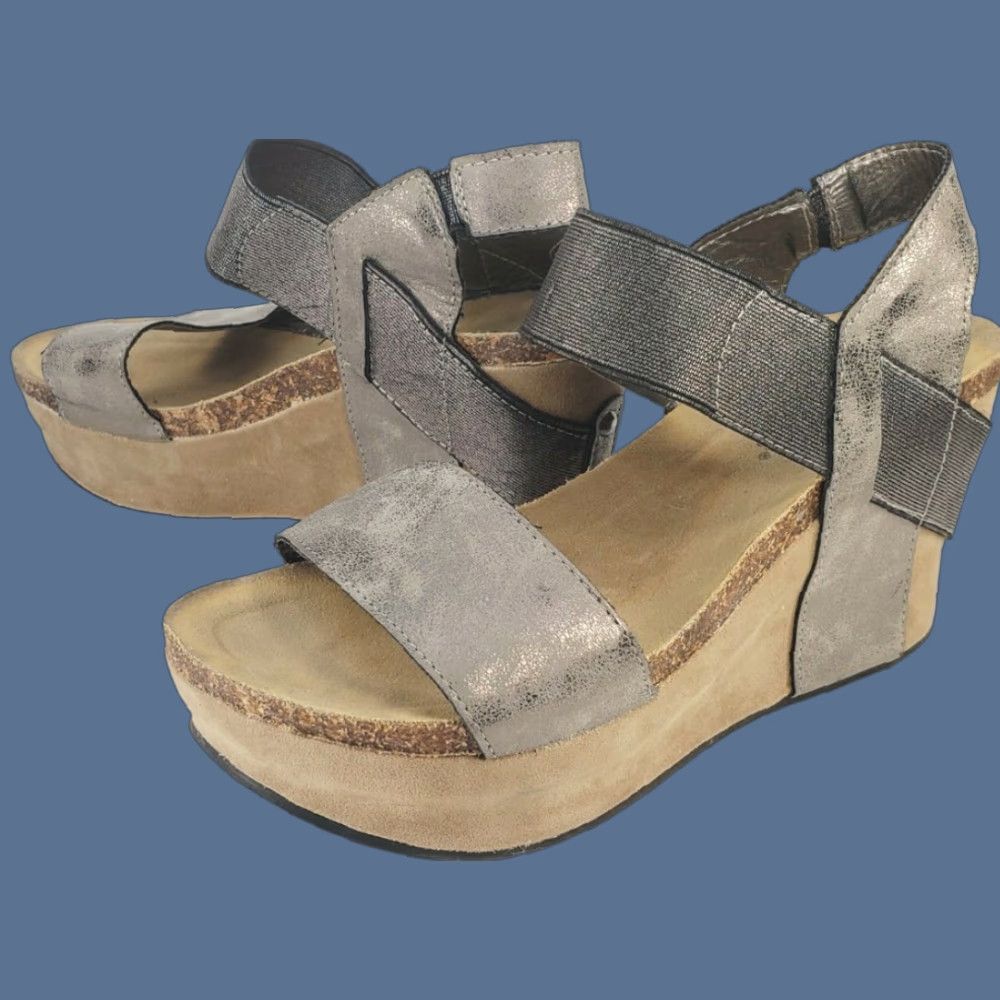 Vintage Pierre Dumas CHANTAL-2 Platform Wedge Sandals Women's Size 8 Pewter 22270 Size US 8 / IT 38 - 1 Thumbnail