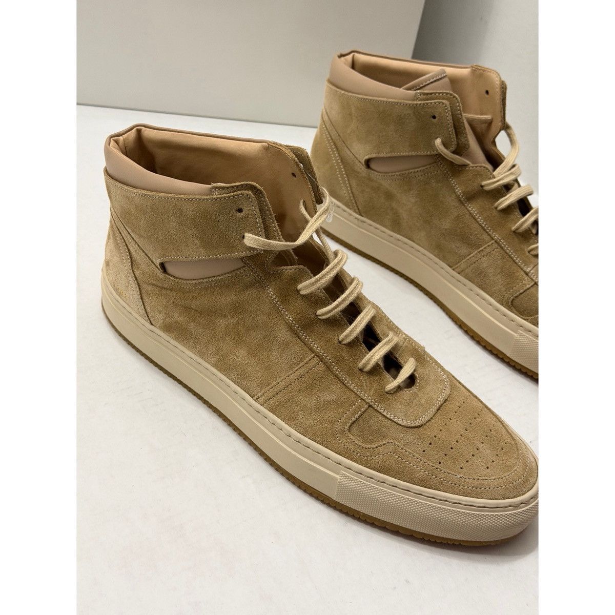 Common Projects COMMON PROJECTS TAN BBALL HIGH SUEDE SNEAKERS Size US 10 / EU 43 - 8 Thumbnail