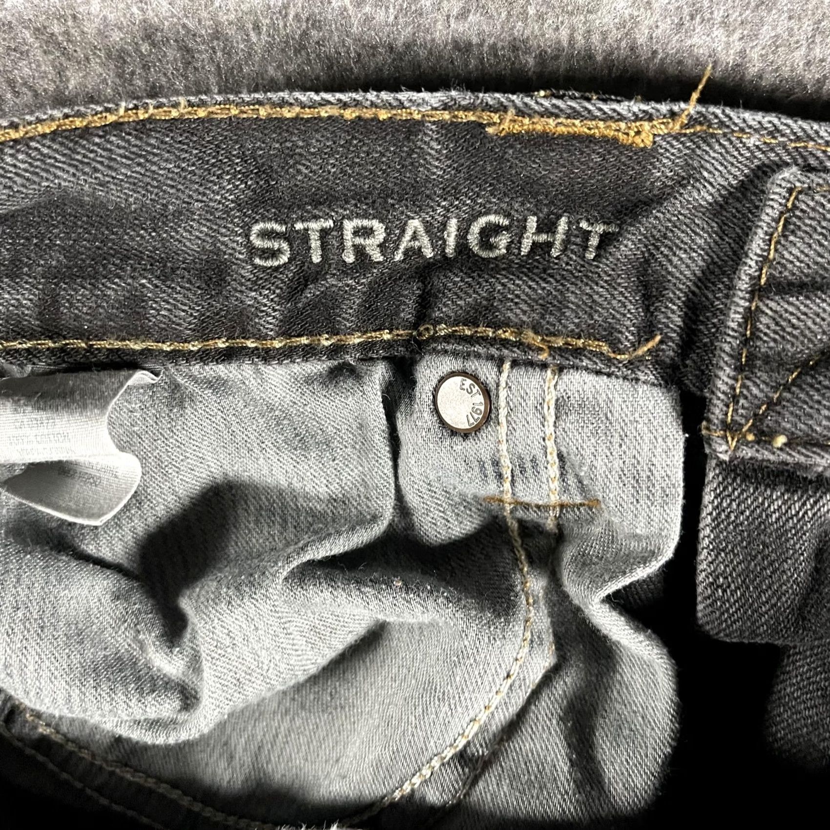 American Eagle Outfitters VINTAGE American Eagle Jeans Mens 32x30 Distressed Button Fly Straight Gray Denim 90s Style Mens Size US 32 / EU 48 - 7 Thumbnail