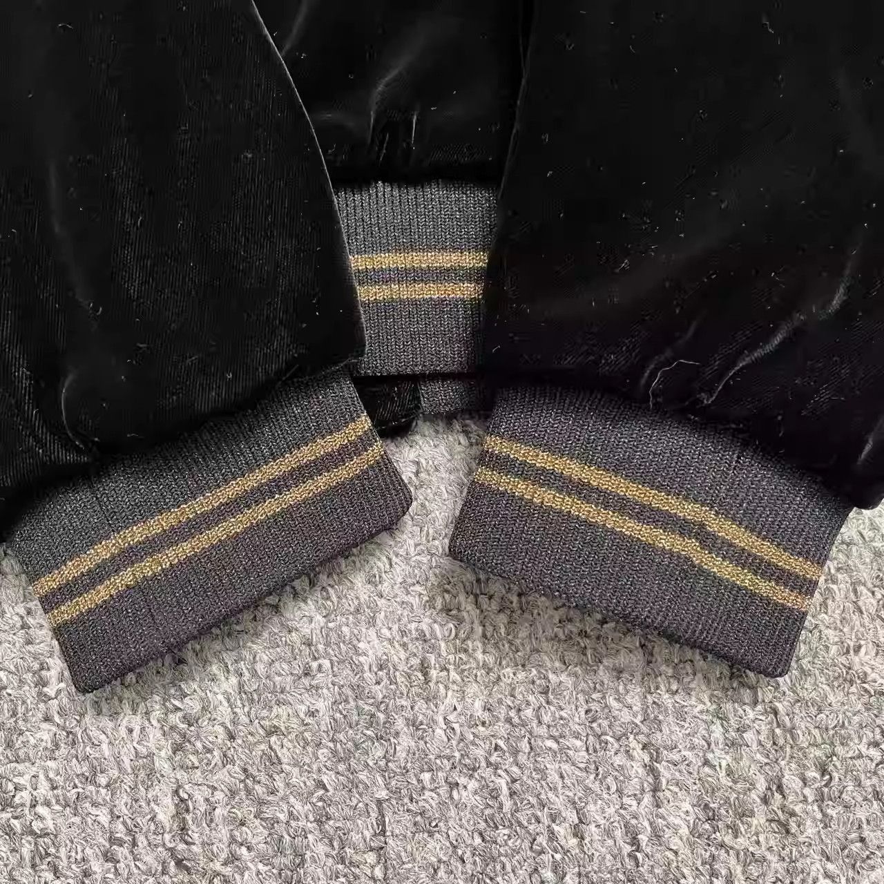 Saint Laurent Paris Saint Laurent velvet jacket-2505 Size US S / EU 44-46 / 1 - 4 Thumbnail
