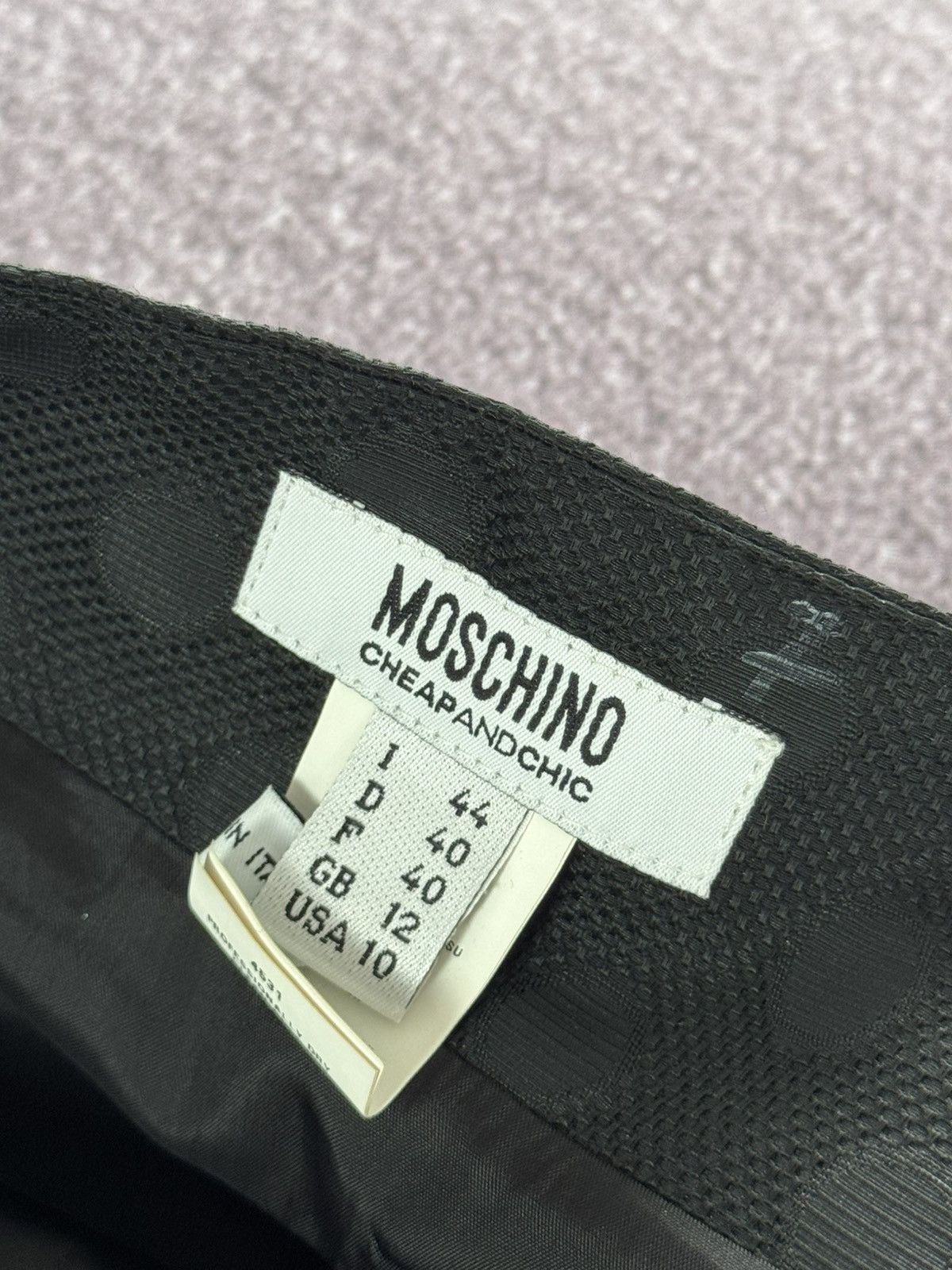 Moschino Moschino 90’s Avant Garde Glamour Midi Skirt Size 30" / US 8 / IT 44 - 8 Thumbnail