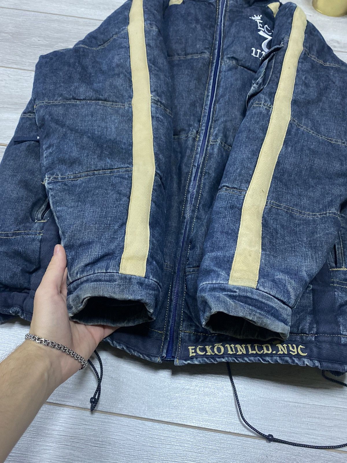 Ecko Unltd. Ecko Unltd Y2K vintage denim puffer down jacket size L Size US L / EU 52-54 / 3 - 8 Thumbnail