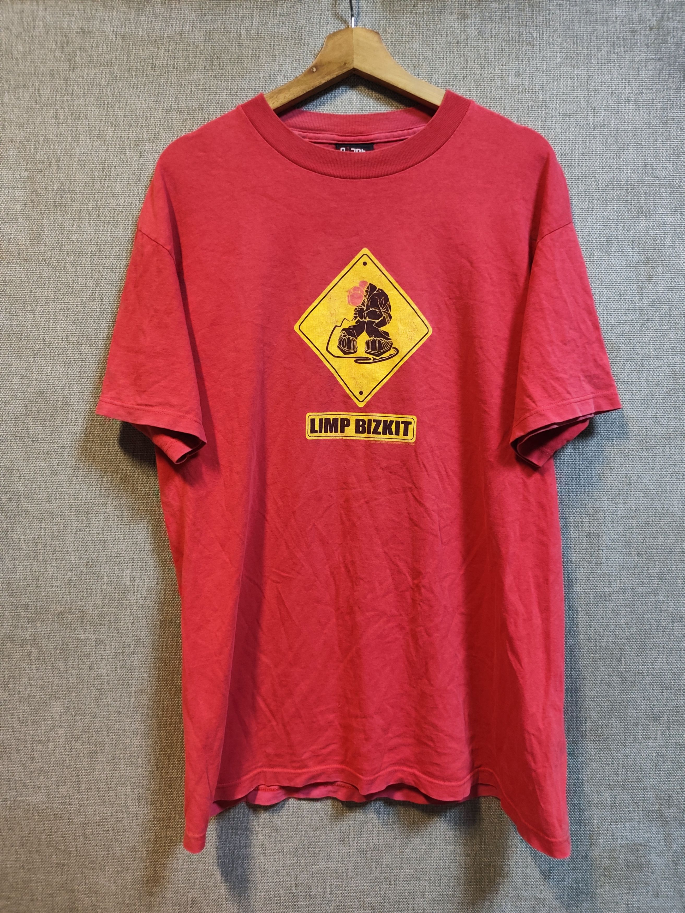 Giant Vintage 2000 Limp Bizkit Tee Size US L / EU 52-54 / 3 - 1 Thumbnail