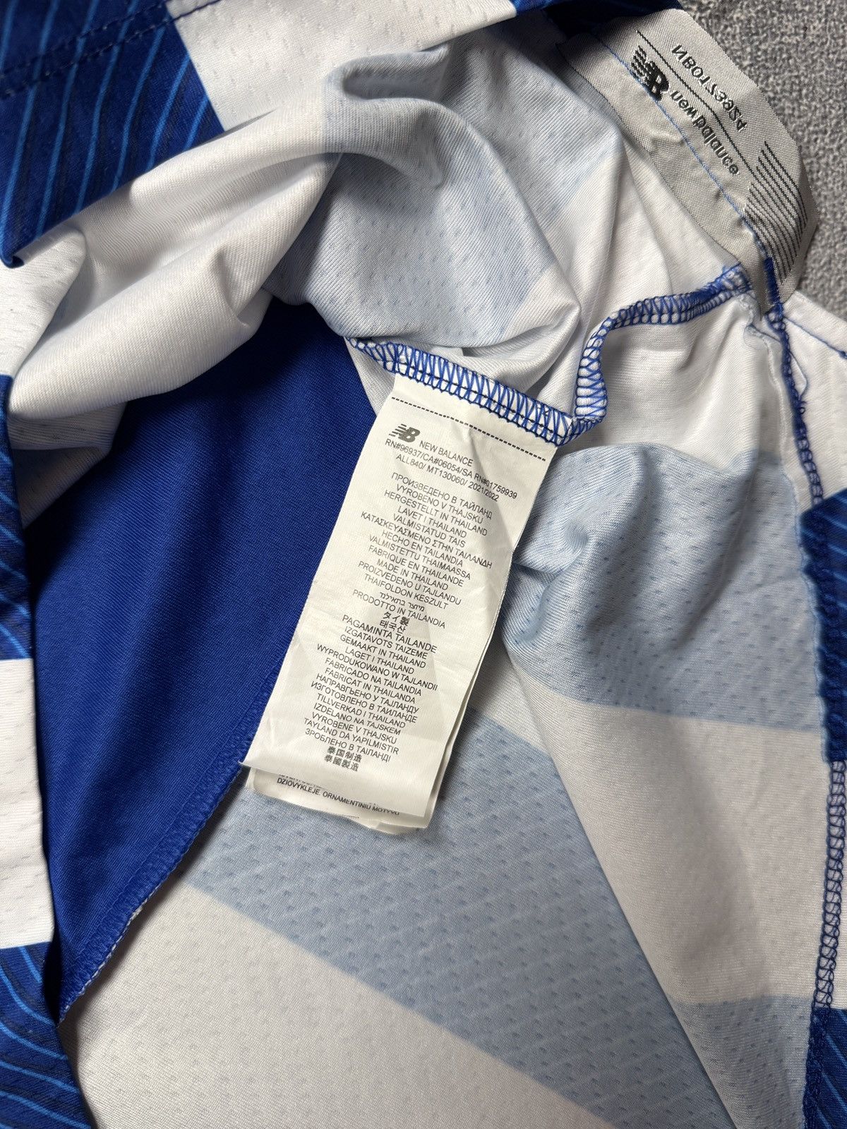 New Balance NEW BALANCE FC PORTO PORTUGAL SOCCER JERSEY Y2K Size US L / EU 52-54 / 3 - 11 Thumbnail