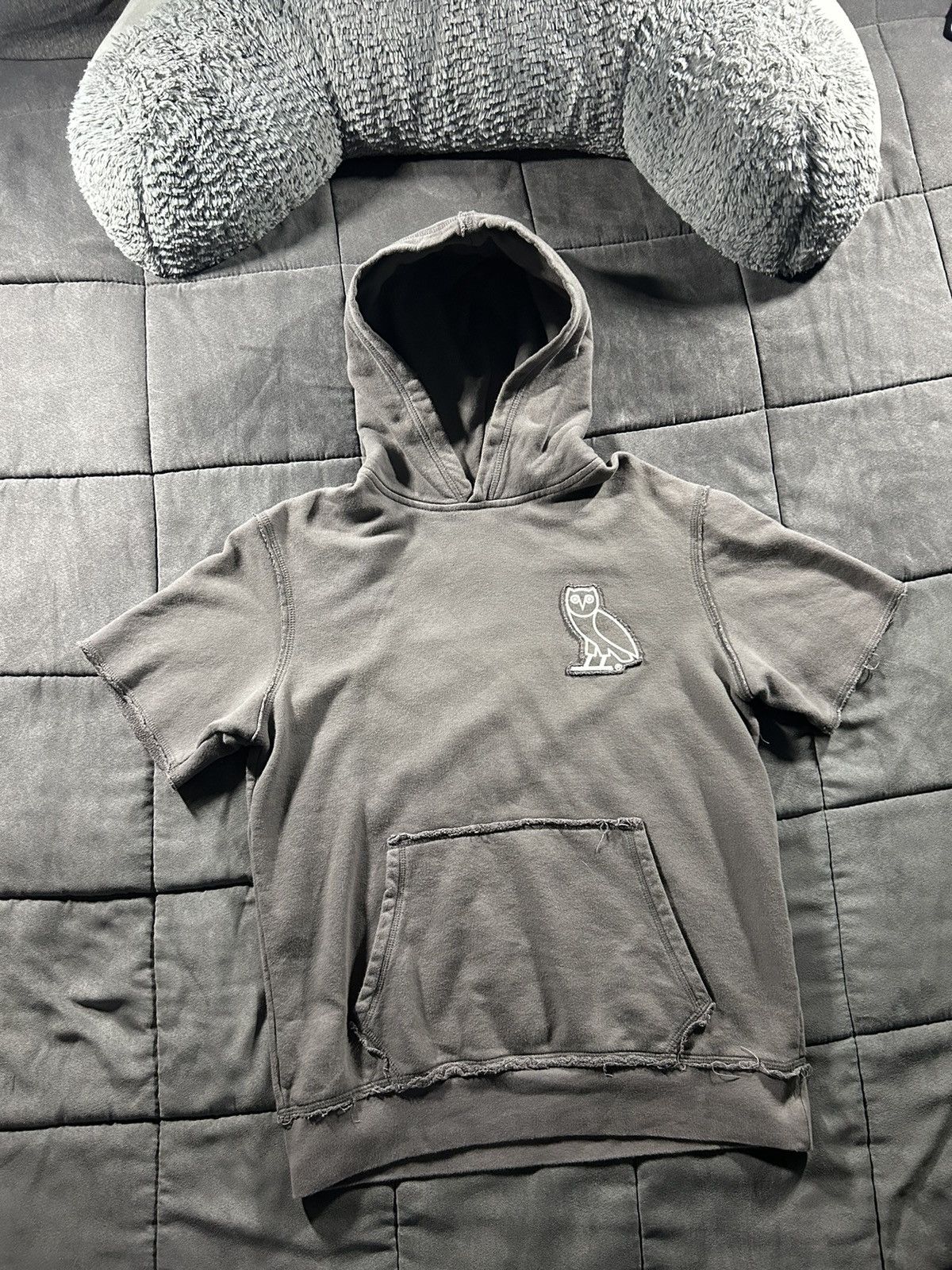 Drake × October's Very Own October’s Very Own grey short sleeve hoodie Size US M / EU 48-50 / 2 - 3 Thumbnail