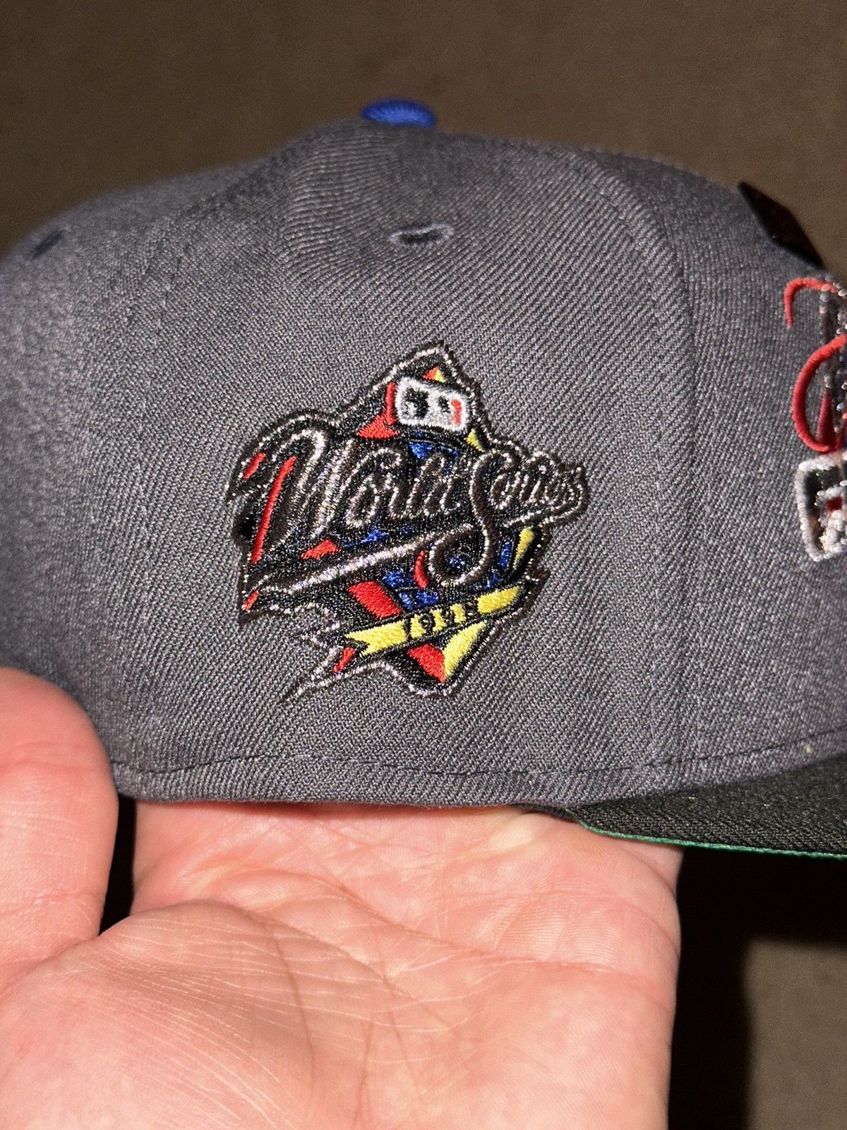 New Era HAT CLUB Yankees World Champions 1998 WS Patch Size 7 1/8 Size ONE SIZE - 3 Thumbnail