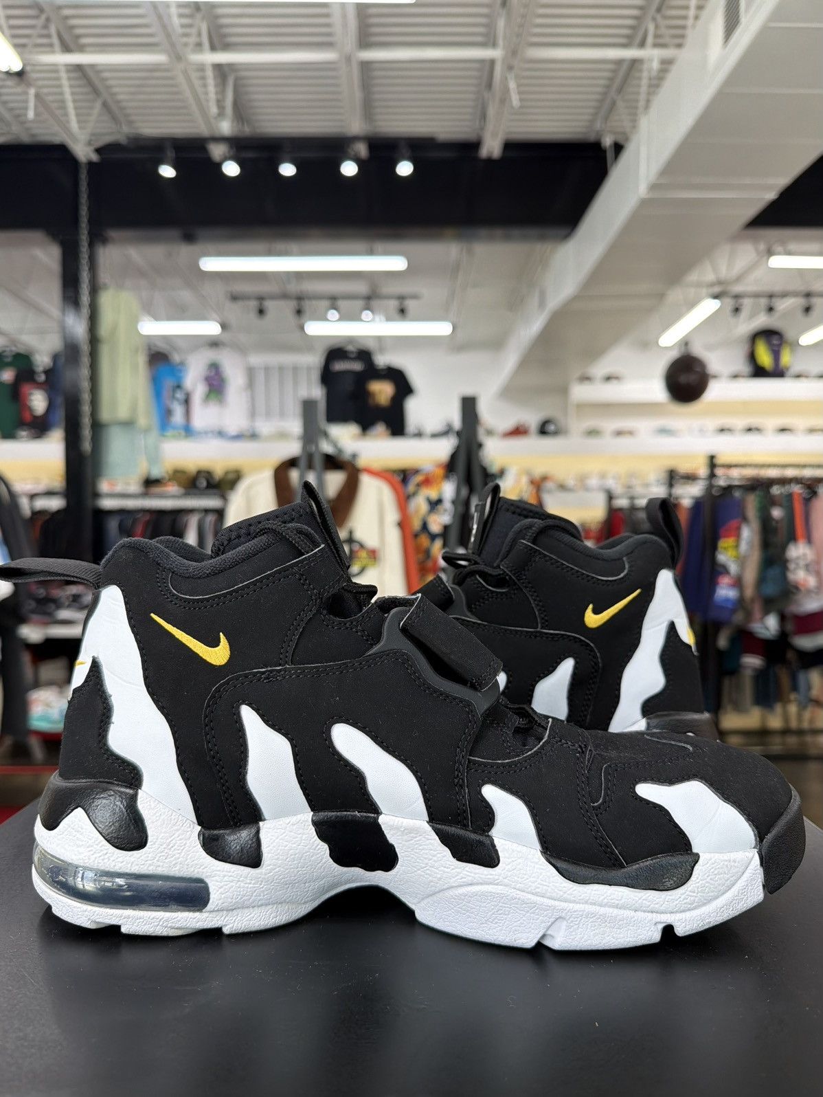 Nike Nike Air DT Max 96 Black White Size 10.5 (2024) Size US 10.5 / EU 43-44 - 3 Thumbnail
