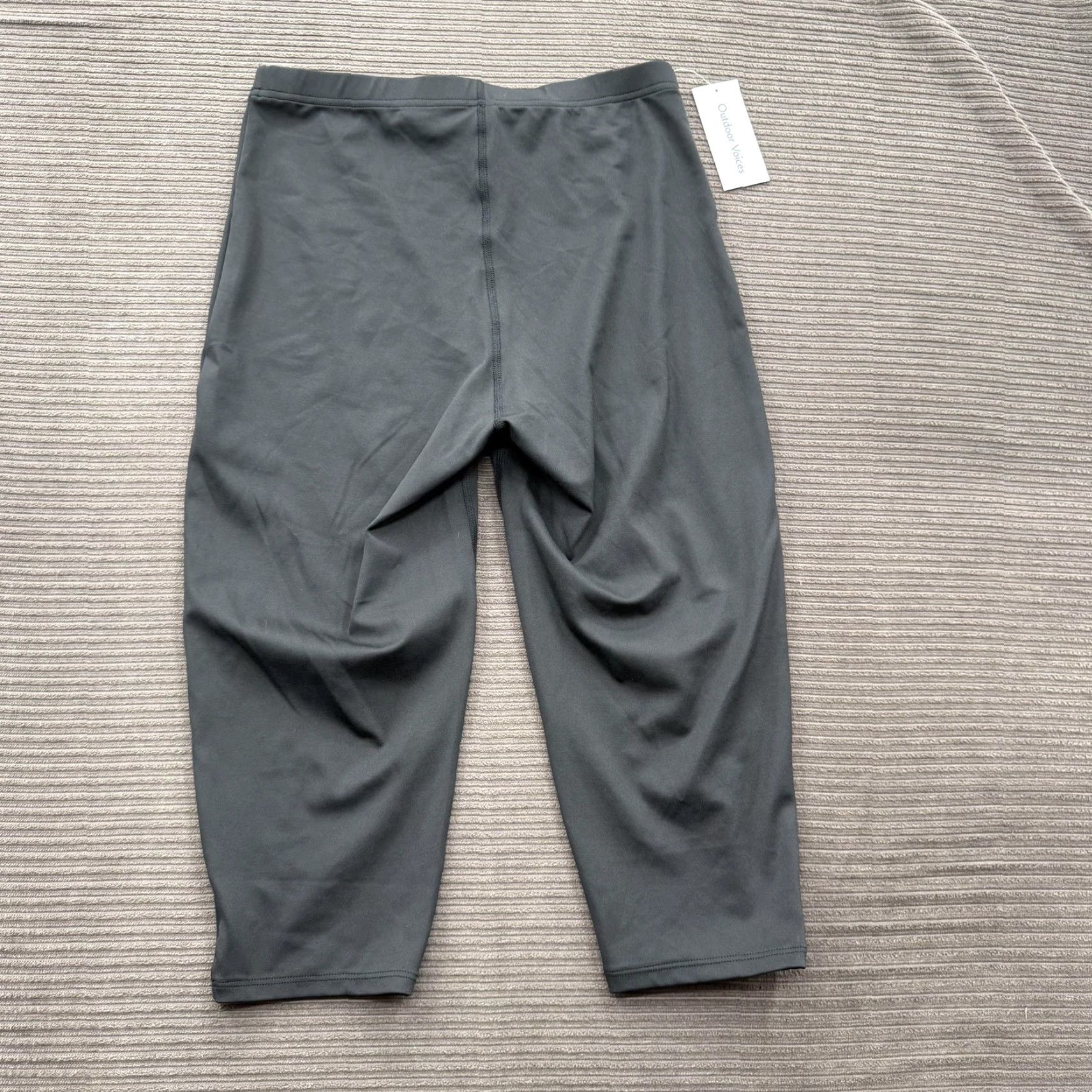 Outdoor Voices Outdoor Voices Leggings Womens Medium Black Activewear Yoga Pants Kneecap Sculpt Capris Size 32" / US 10 / IT 46 - 2 Thumbnail