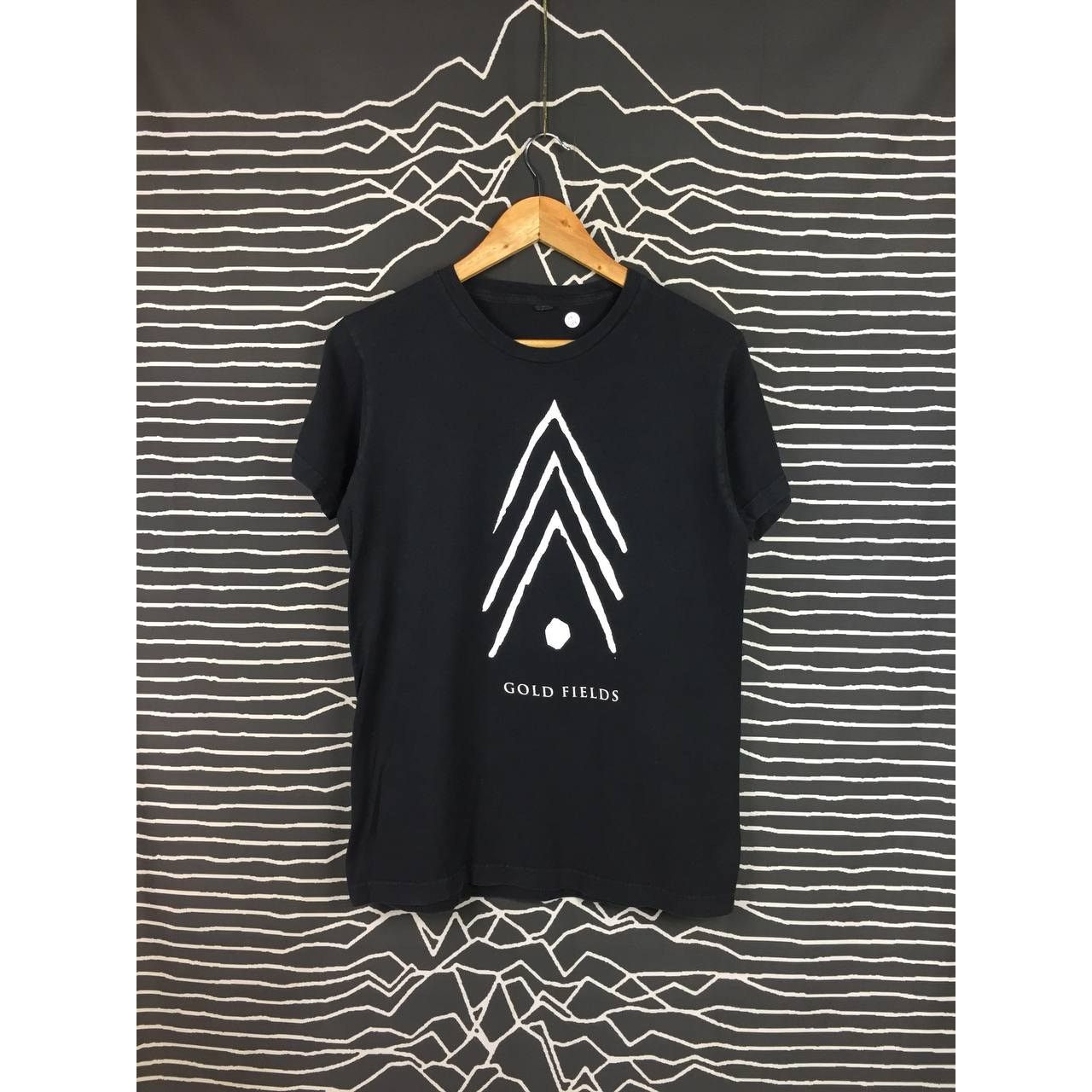 Band Tees × Vintage Gold Fields Australian New Wave-Influenced Dance-Pop Tee Size US S / EU 44-46 / 1 - 2 Thumbnail