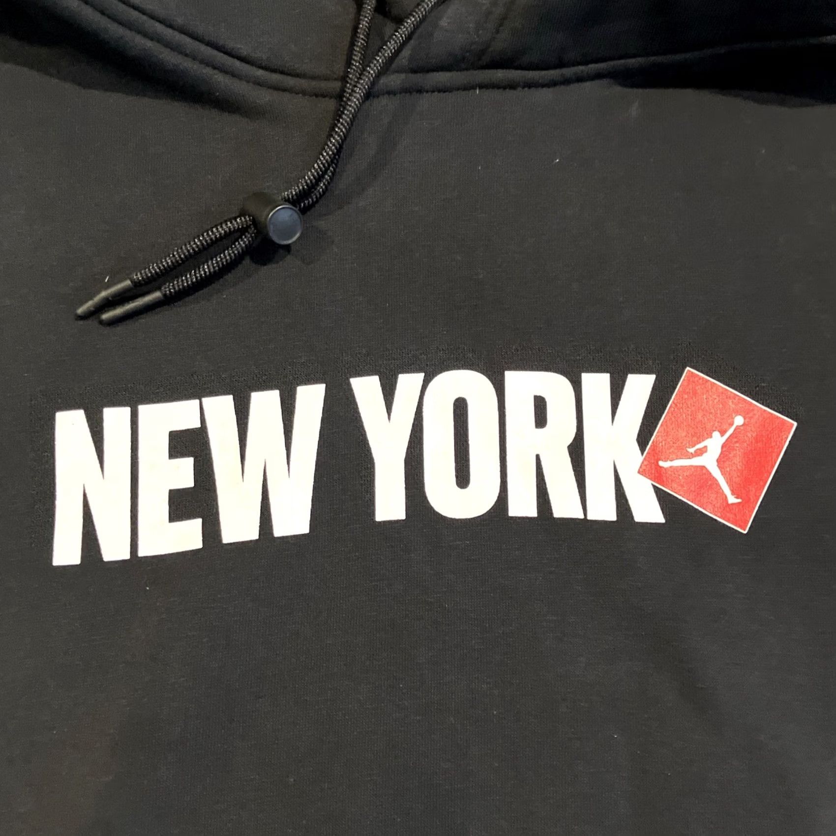 Nike VINTAGE? NWOT - Nike Air Jordan NYC Black Pullover Hoodie Men's L Size US L / EU 52-54 / 3 - 2 Thumbnail