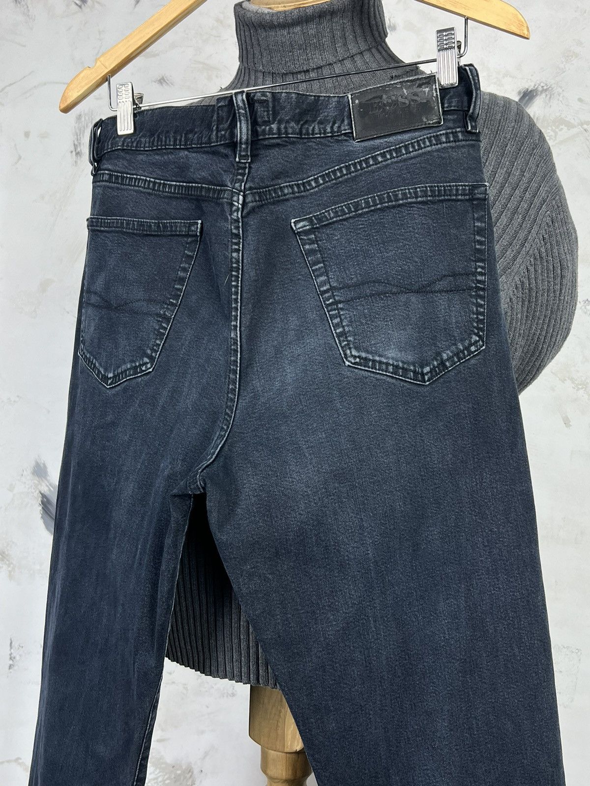 Hugo Boss Vintage Hugo Boss Stretch Denim Jeans Size 32 Size US 32 / EU 48 - 12 Thumbnail