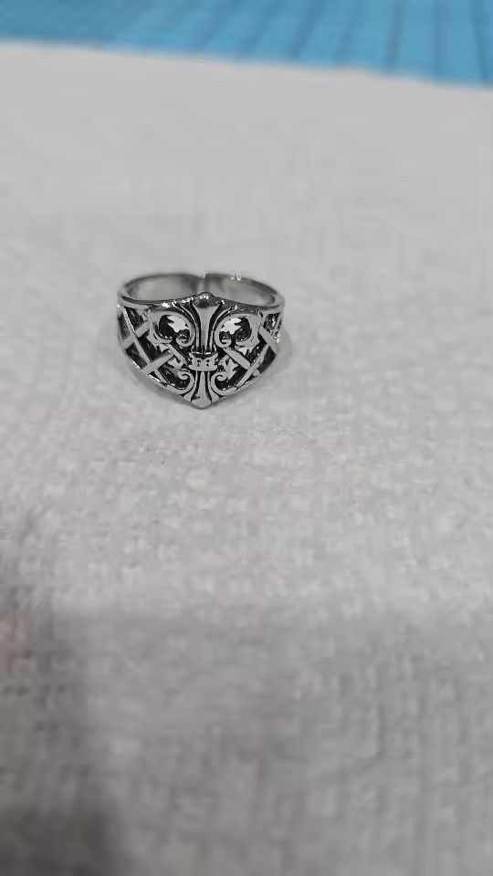Jewelry Gothic Chrome Floral Cross Adjutable Ring Size ONE SIZE - 9 Thumbnail