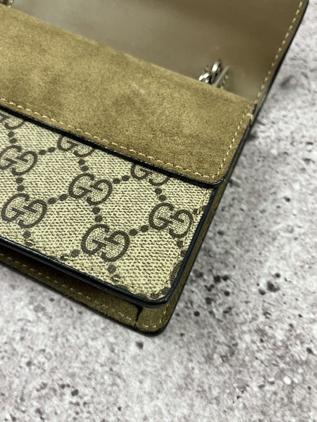 Gucci Gucci 🇮🇹 Dionysus Super Mini GG Supreme ChainBag Beige Suede Size ONE SIZE - 14 Thumbnail