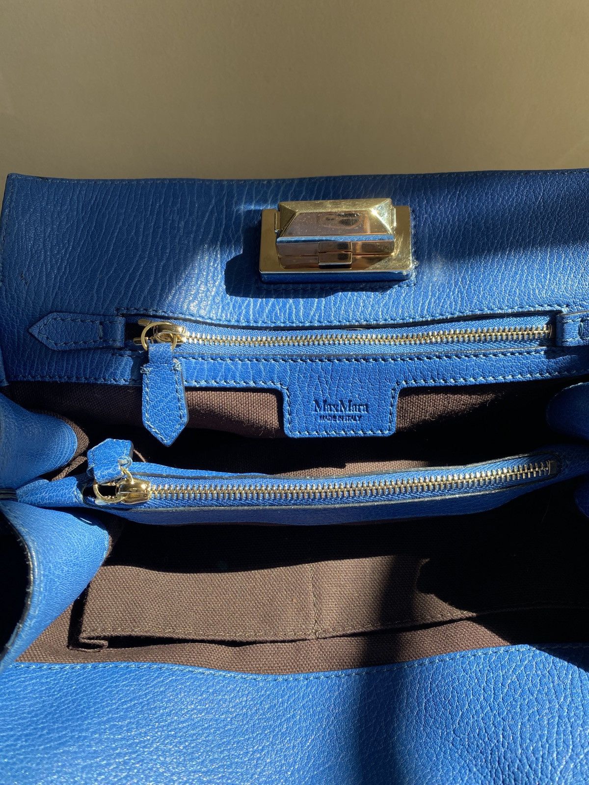 Max Mara Max Mara, blue, pebbled leather convertible bag Size ONE SIZE - 8 Thumbnail
