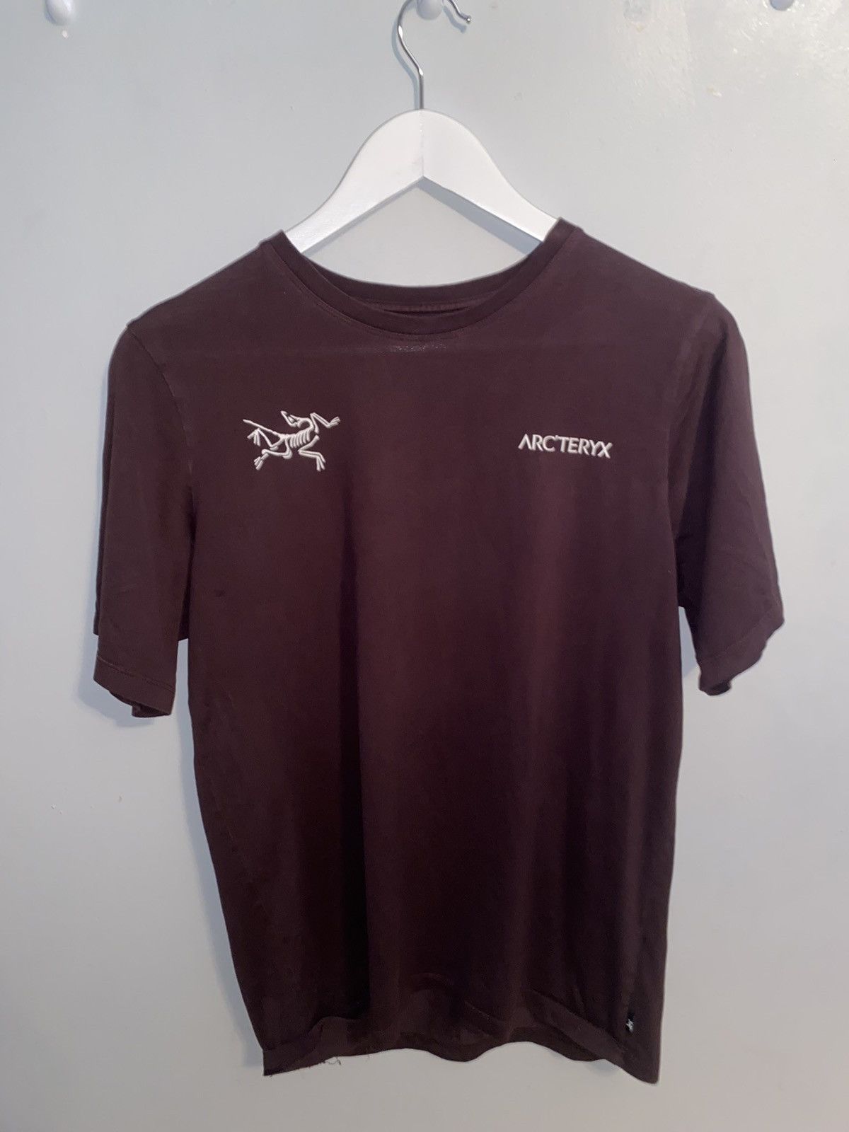 Arc'teryx Arc’teryx Split Logo T-Shirt Size US S / EU 44-46 / 1 - 1 Thumbnail