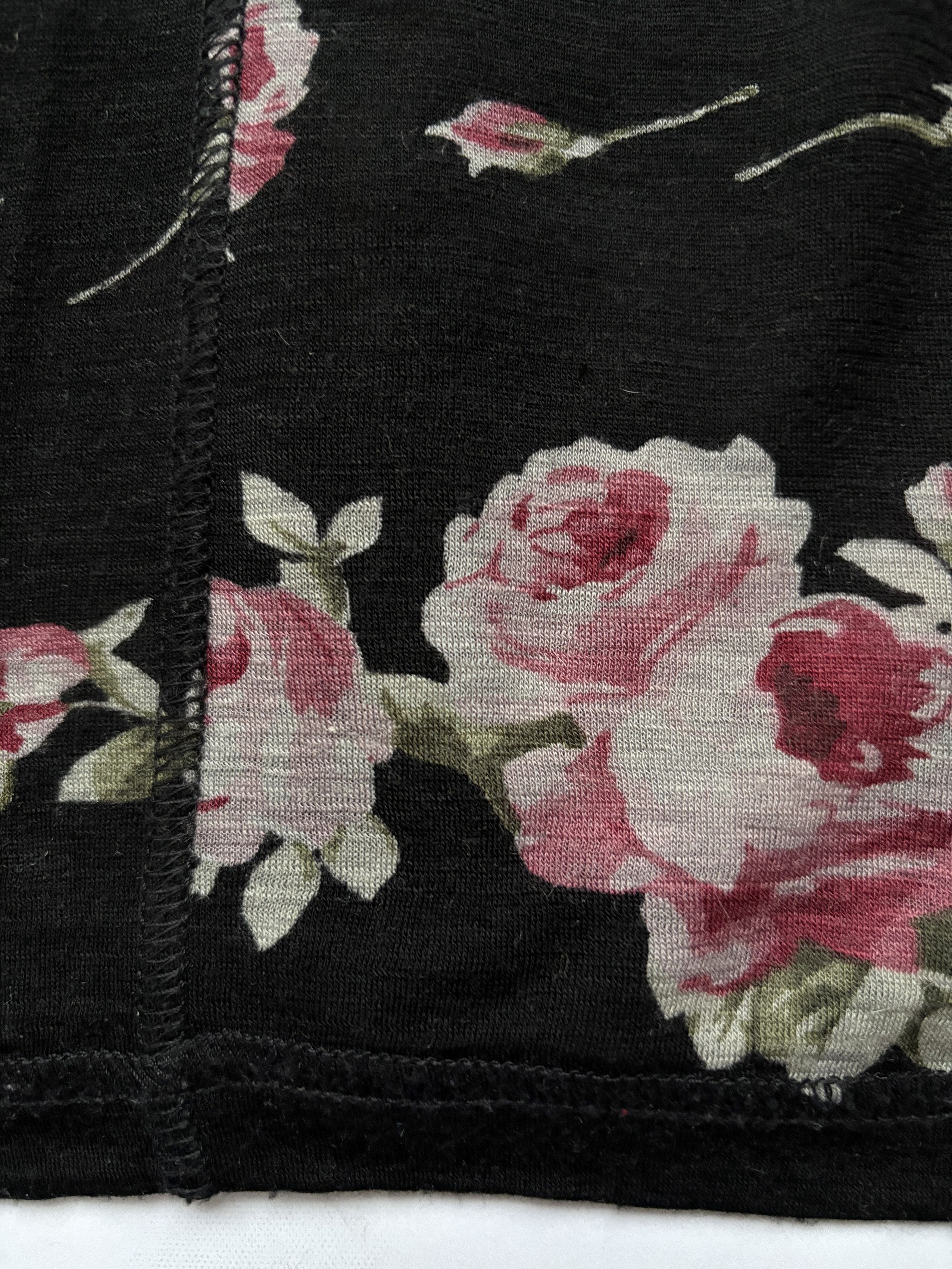 Alexander McQueen ⚡️QUICK SALE⚡️1996 Alexander Mcqueen Black with Roses Blouse Size M / US 6-8 / IT 42-44 - 9 Thumbnail