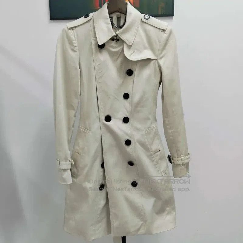 Burberry Burberry Khaki Cotton Women's Trench Coat. Size S / US 4 / IT 40 - 1 Thumbnail