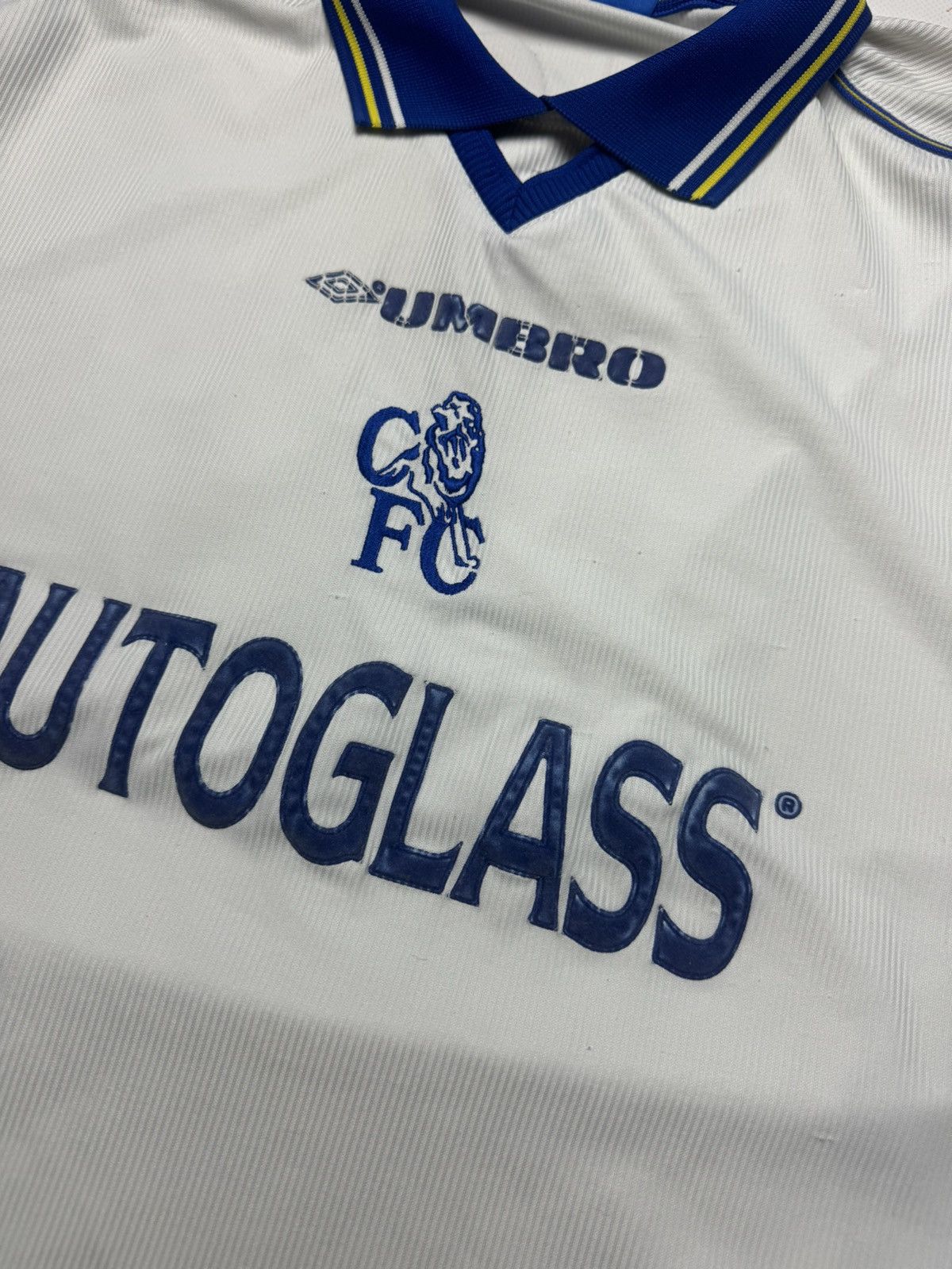 Chelsea Soccer × Umbro × Vintage Rare vintage Umbro Chelsea soccer jersey #19 FLO y2k Size US XL / EU 56 / 4 - 5 Thumbnail