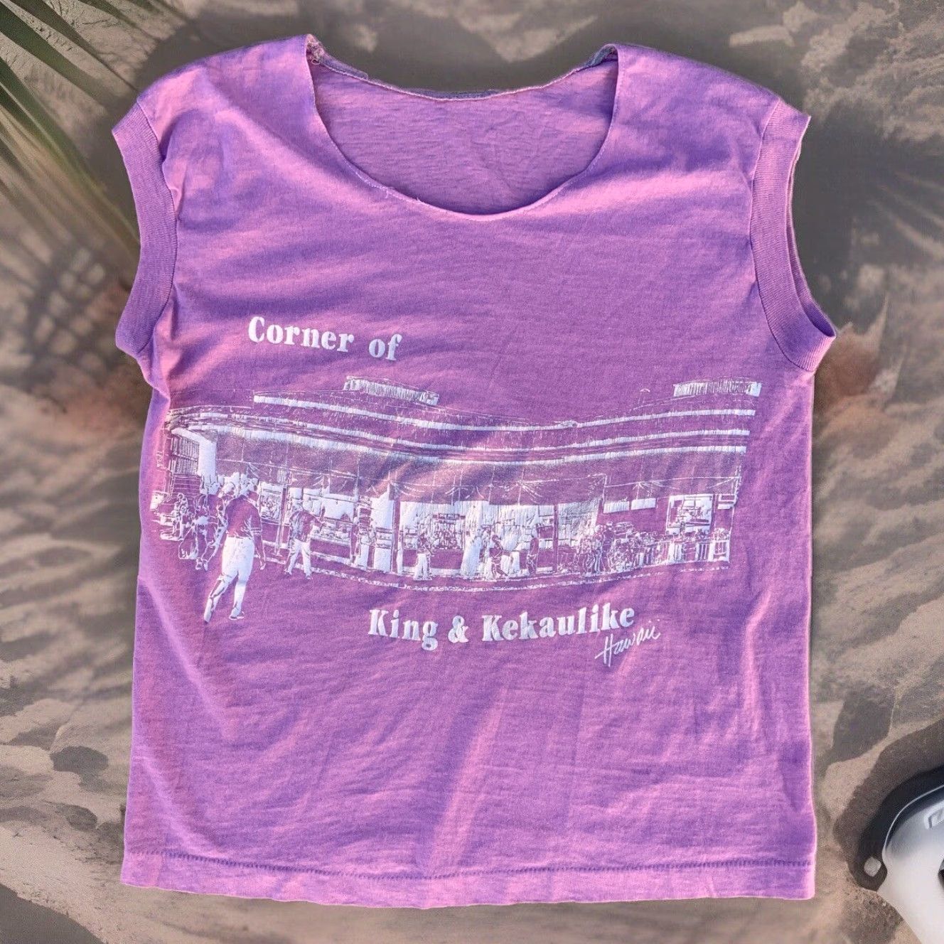 Vintage VINTAGE King & Kekaulike Hawaii Muscle Shirt Sleeveless Graphic Tee T Shirt 80s Purple Unbranded T-Shirt Adult L 80s Womens Mens Boys Girls Size US L / EU 52-54 / 3 - 2 Thumbnail