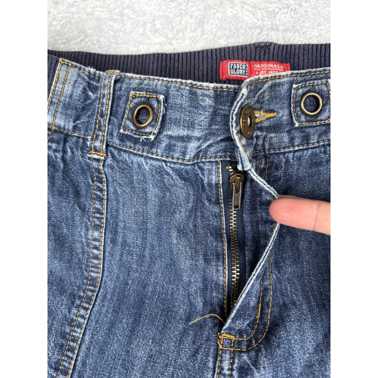 Faded Glory VINTAGE Faded Glory Capri Pants Womens 10 Blue Denim High Rise Pockets Zip Fly Retro Size 32" / US 10 / IT 46 - 5 Thumbnail