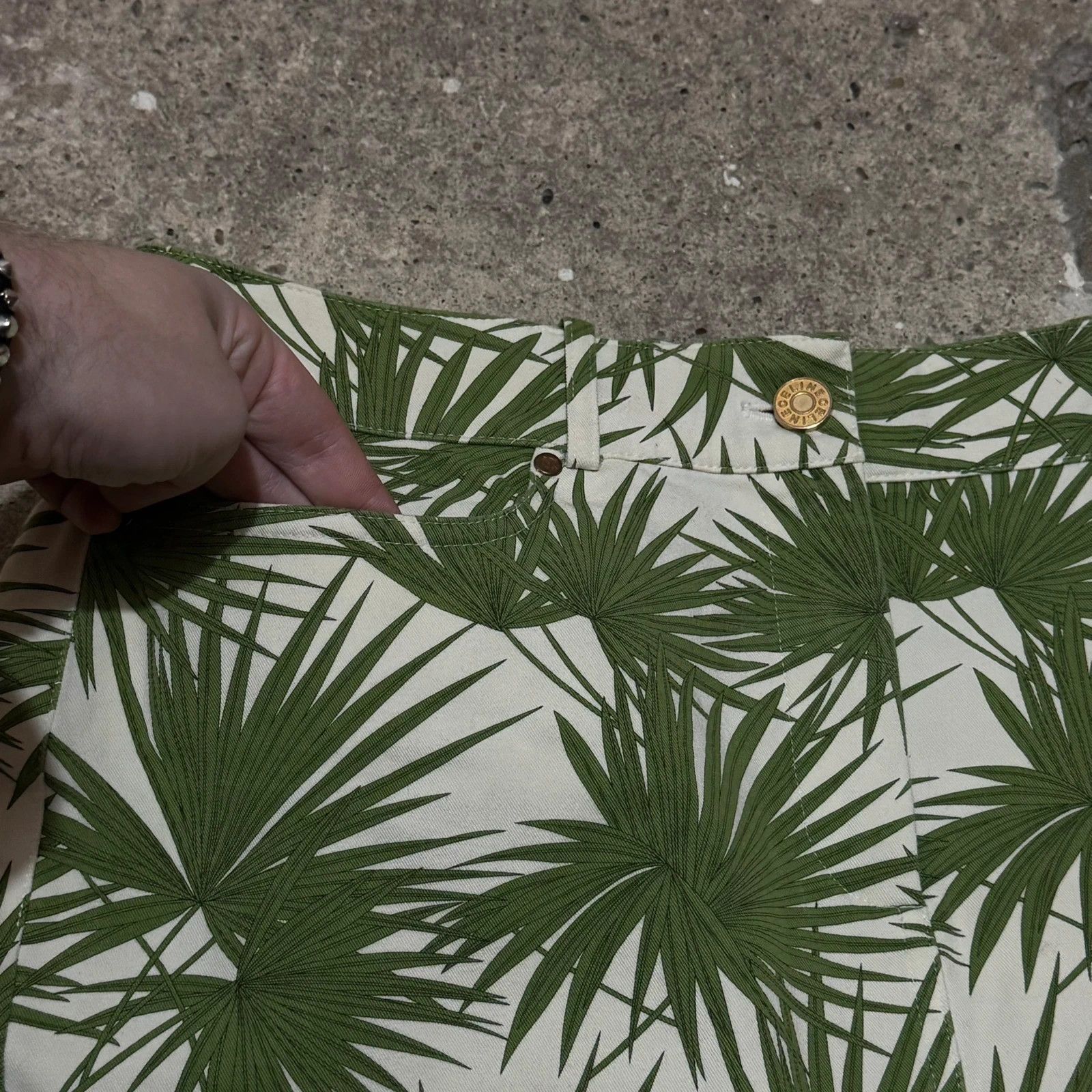 Celine S/S 2004 Celine yucca leaf print skirt Size 28" / US 6 / IT 42 - 5 Thumbnail