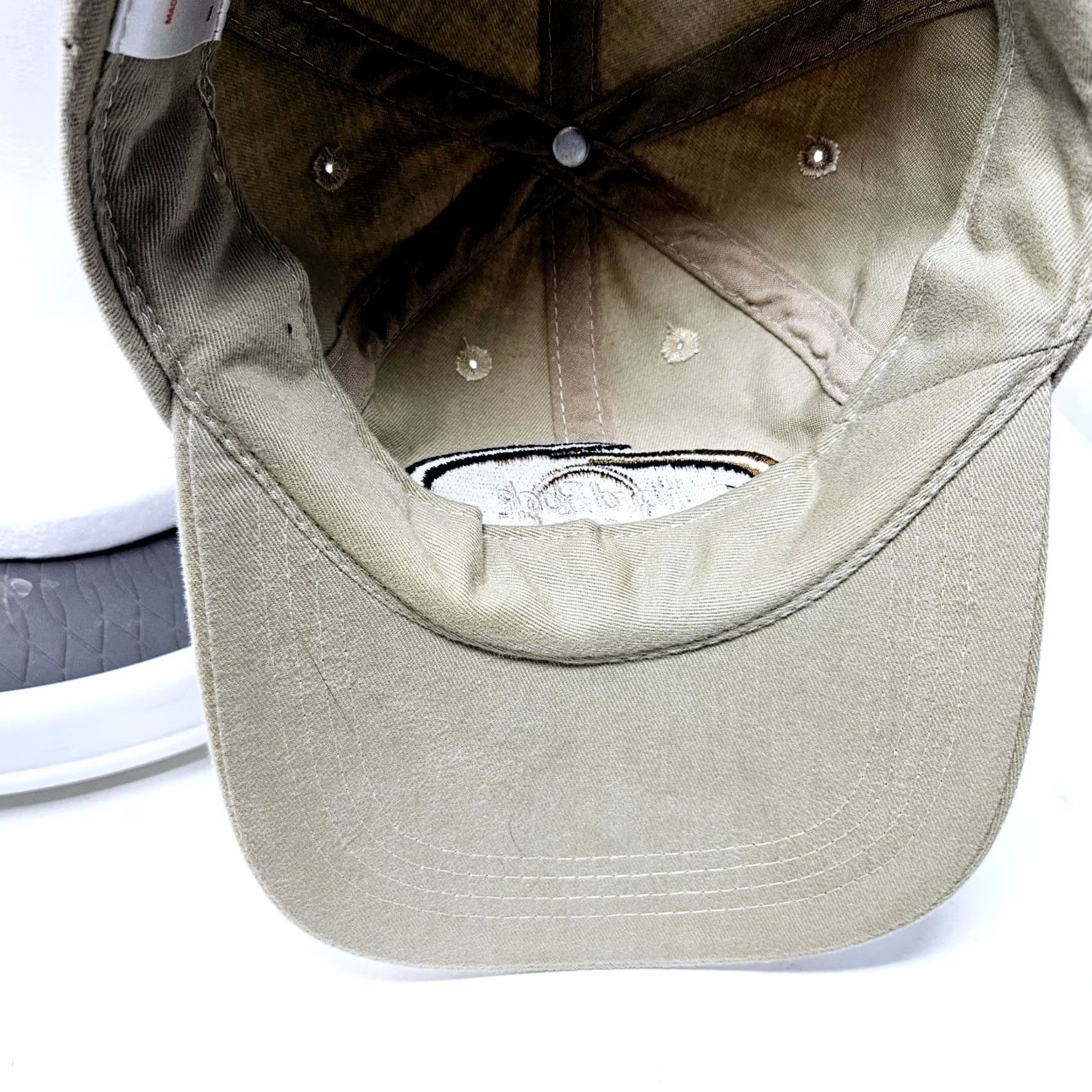 Hard Rock Cafe VINTAGE Hard Rock Cafe Hat Cap Strapback Beige One Size Men Baseball Cap Love All Serve All China 90s Rock Cap Mens Size ONE SIZE - 6 Thumbnail