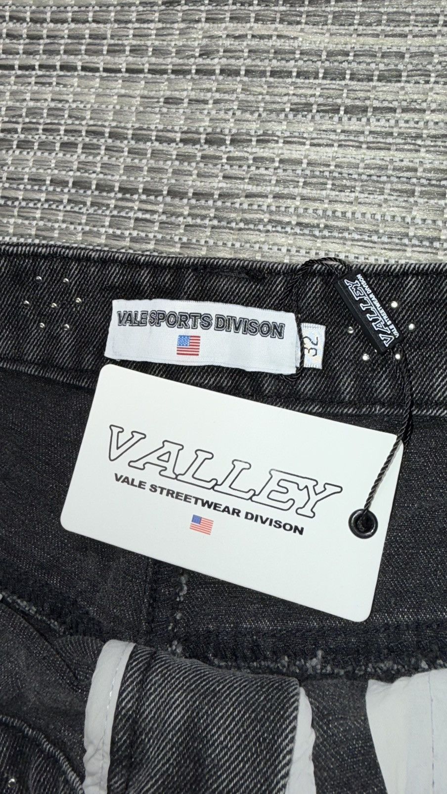 Vale Black Iced Out Vale Shorts Size US 32 / EU 48 - 2 Thumbnail