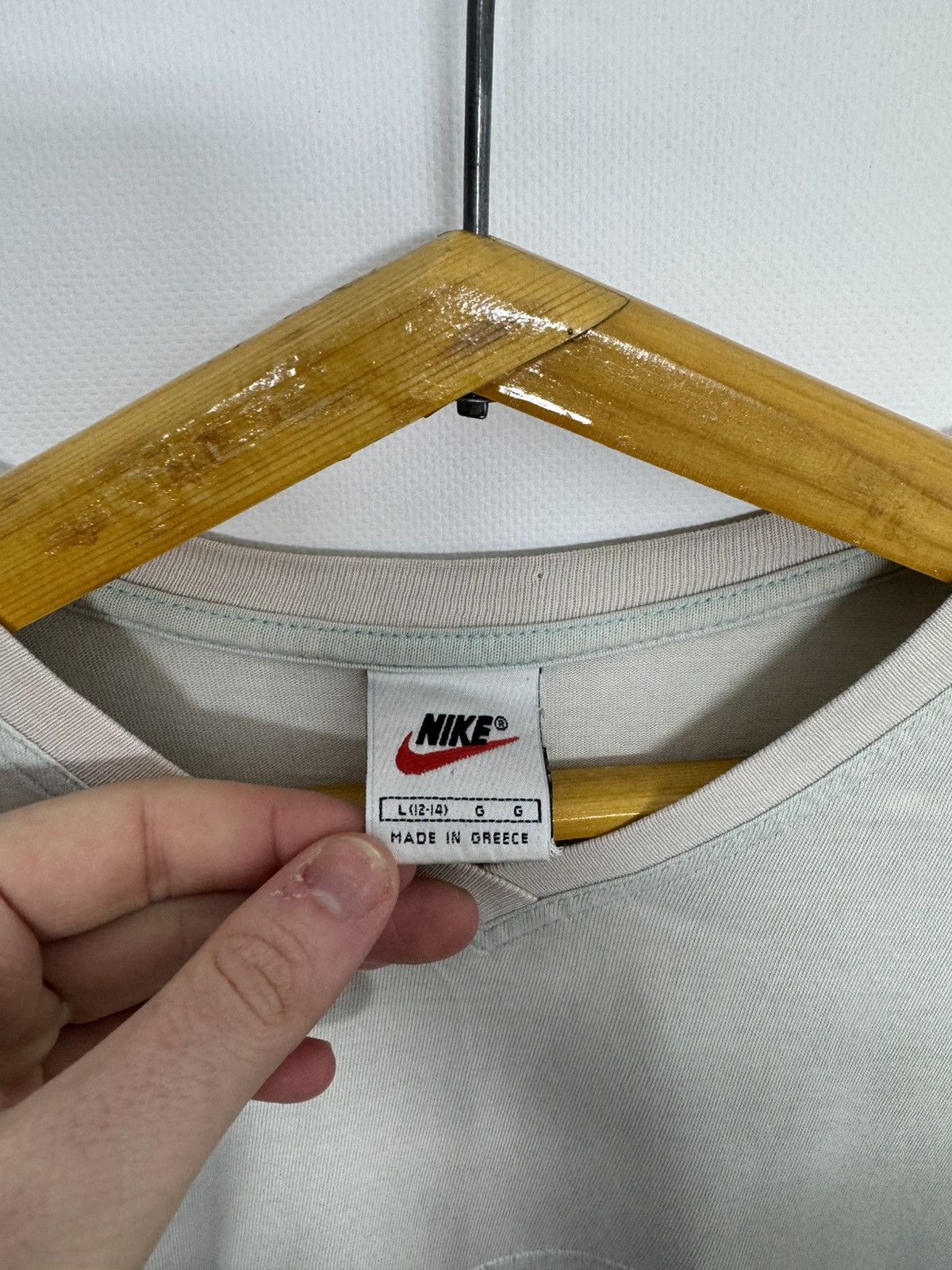 Nike Vintage Y2k Nike Big Logo Swoosh T-Shirt Size US XS / EU 42 / 0 - 7 Thumbnail