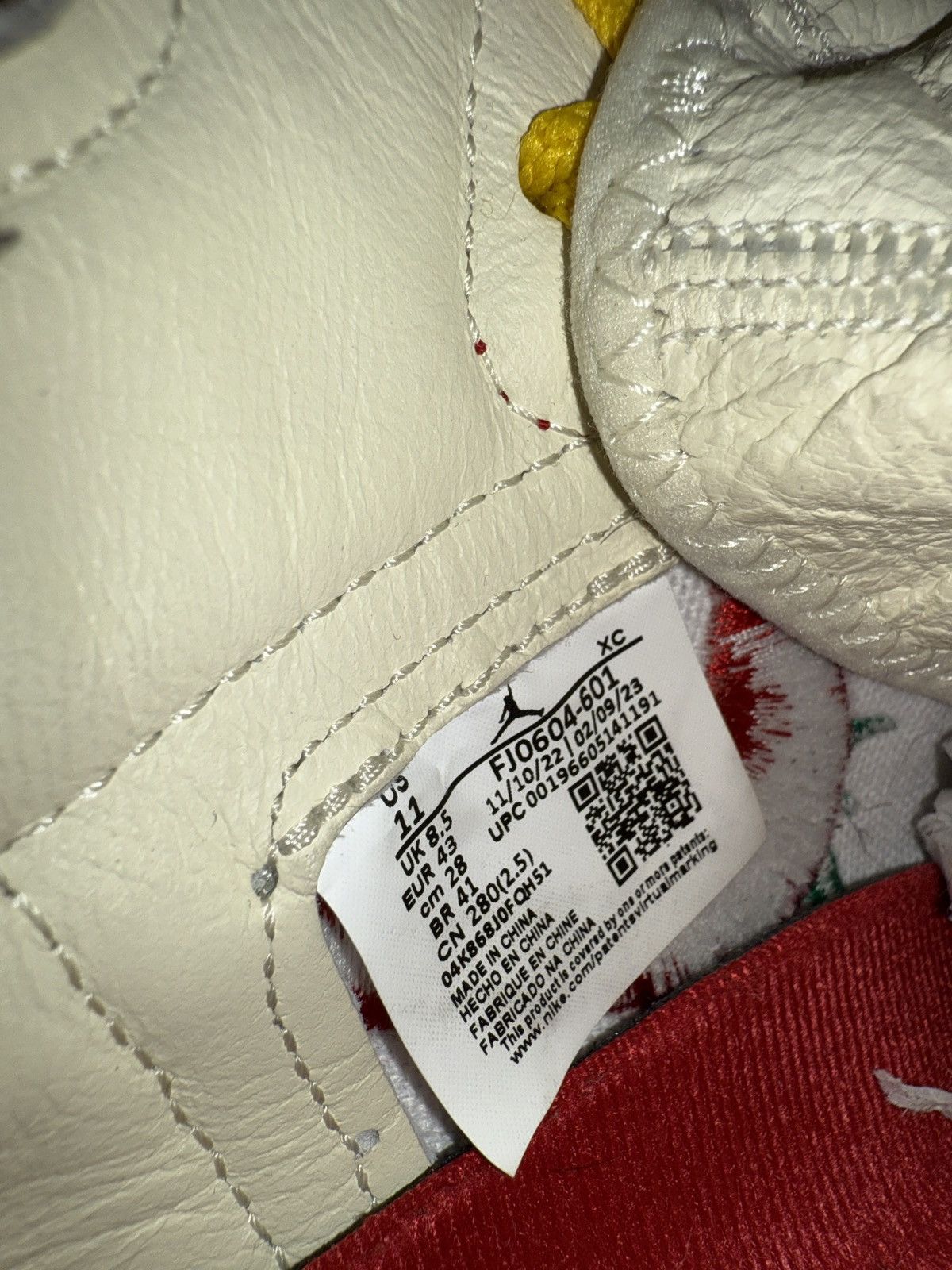 Jordan Brand × Nike Jordan 1 x Teyana Taylor (AUTOGRAPHED!) Size US 9 / EU 42 - 7 Thumbnail