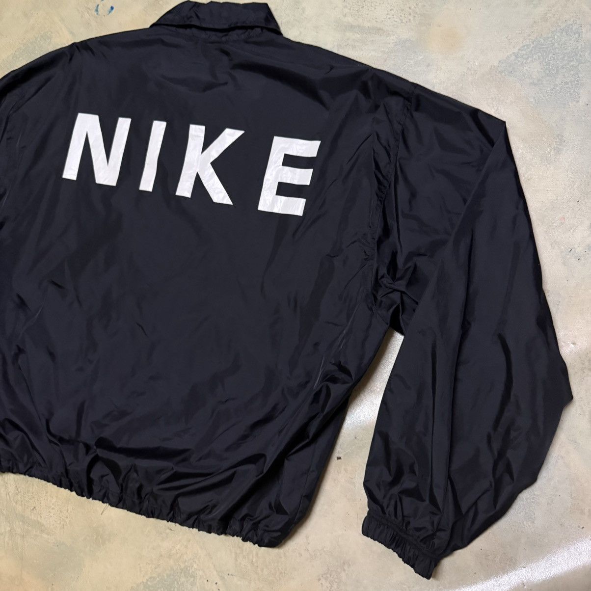 Nike Vintage Nike Coach Jacket Big Logo Size US L / EU 52-54 / 3 - 3 Thumbnail