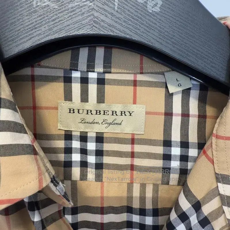 Burberry Burberry Summer Khaki Striped Long Sleeve Shirt. Size US L / EU 52-54 / 3 - 4 Thumbnail