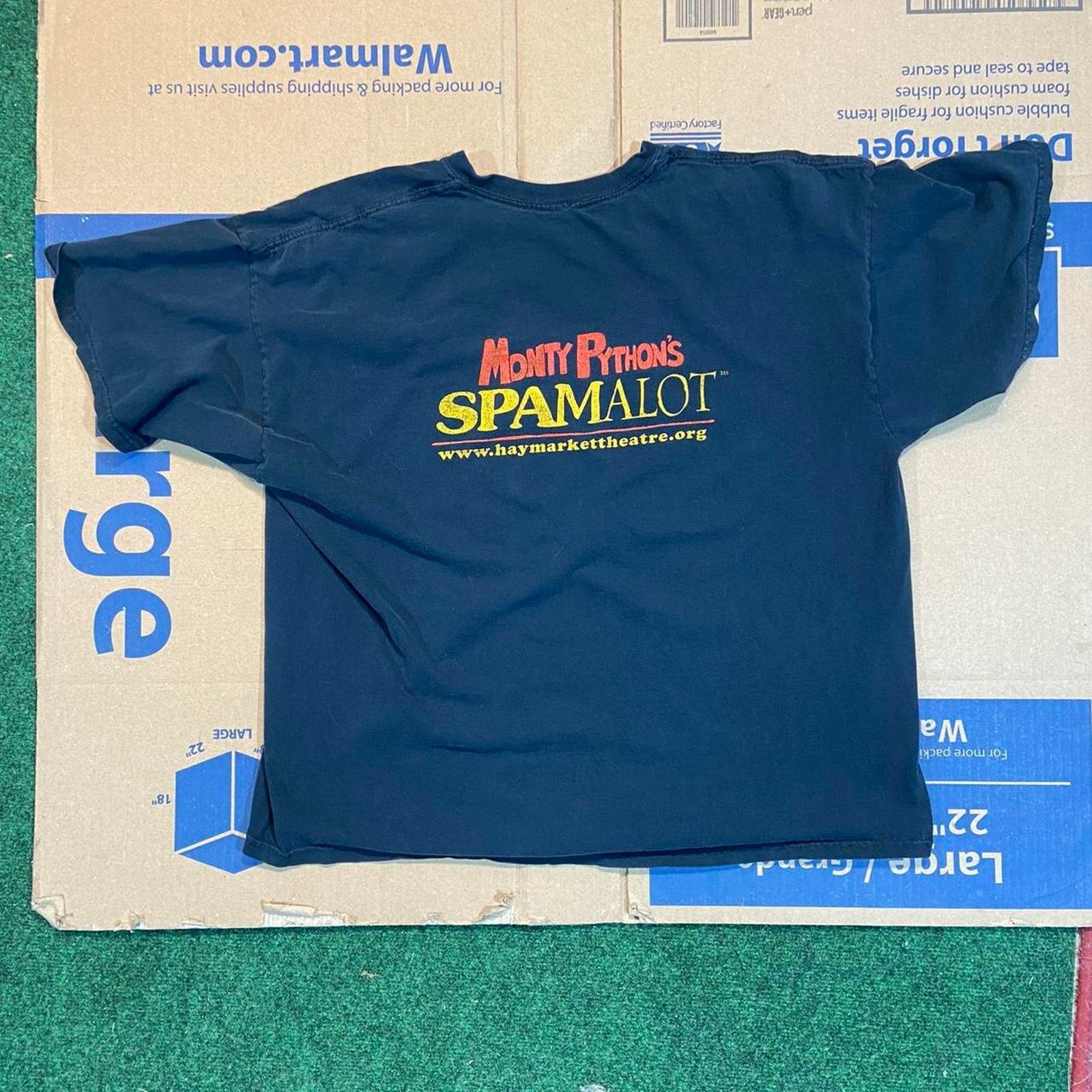 Jerzees 2000s monty pythons spamalot teehsirt Size US XL / EU 56 / 4 - 4 Thumbnail
