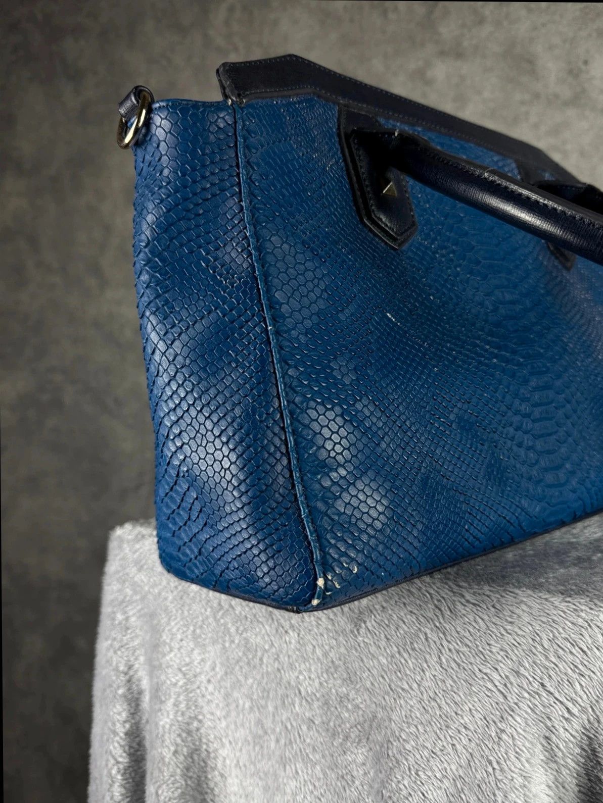 Mario Valentino Mario Valentino Snake Print Mini Handbag Blue Size ONE SIZE - 16 Thumbnail